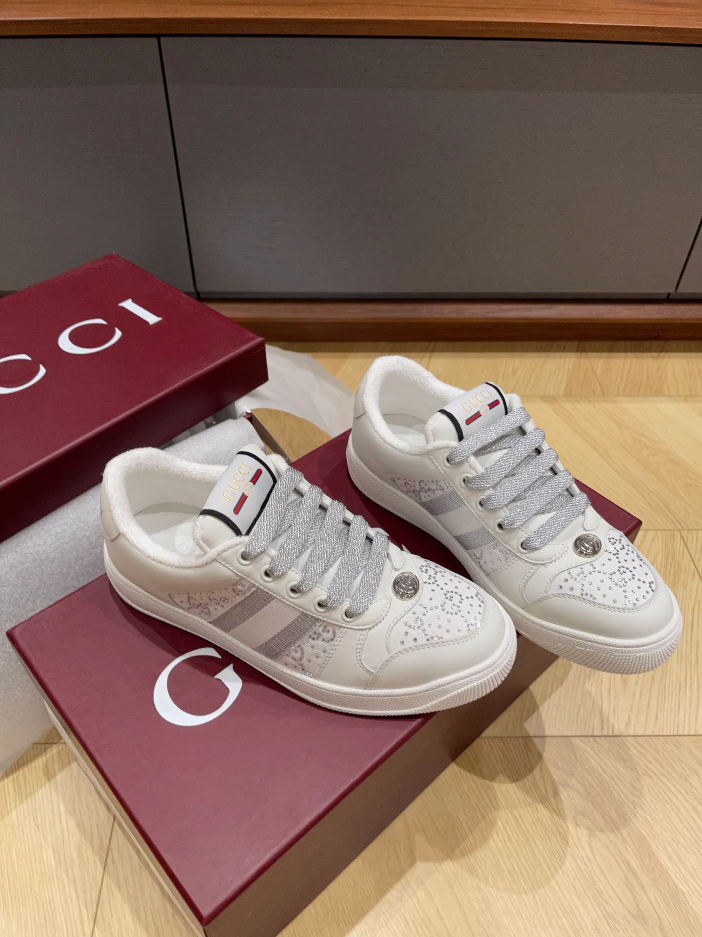 Кроссовки Женские Gucci 1331205