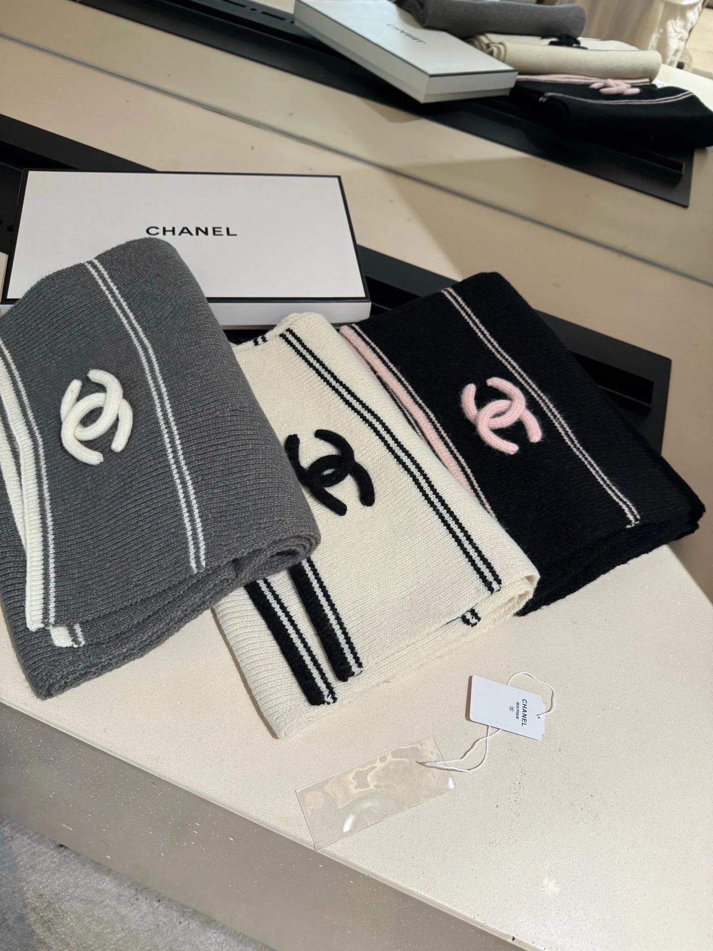 Шарфы Chanel 832146