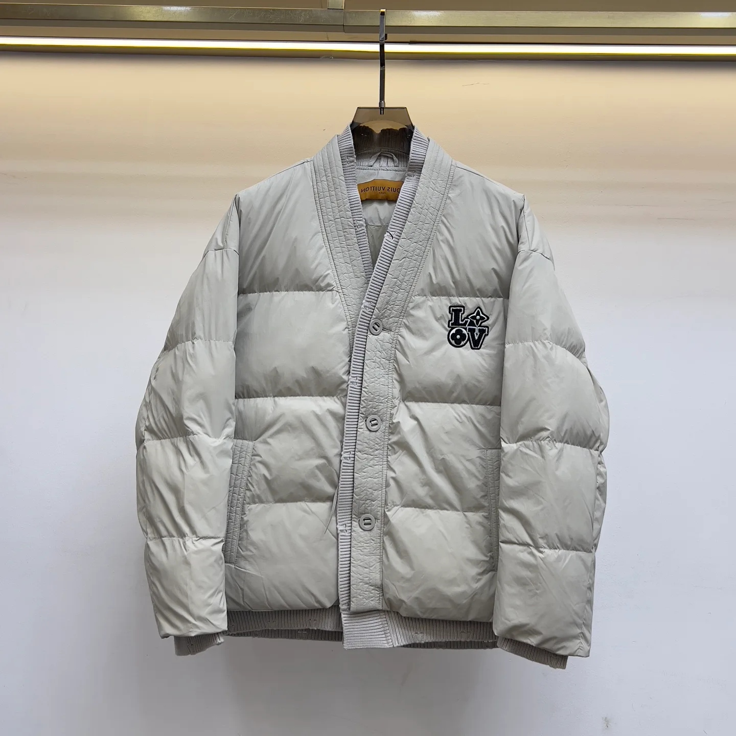 Куртки И Пуховики Женские Louis Vuitton 844070