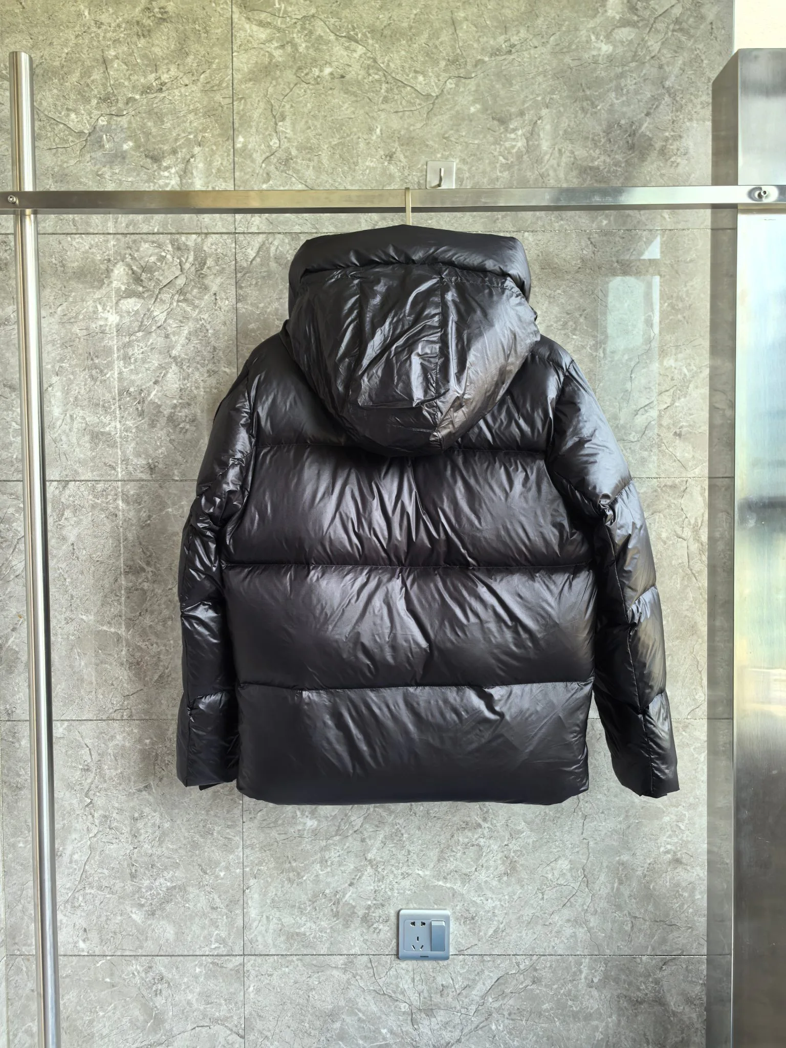 Куртки И Пуховики Женские Canada Goose 18927761