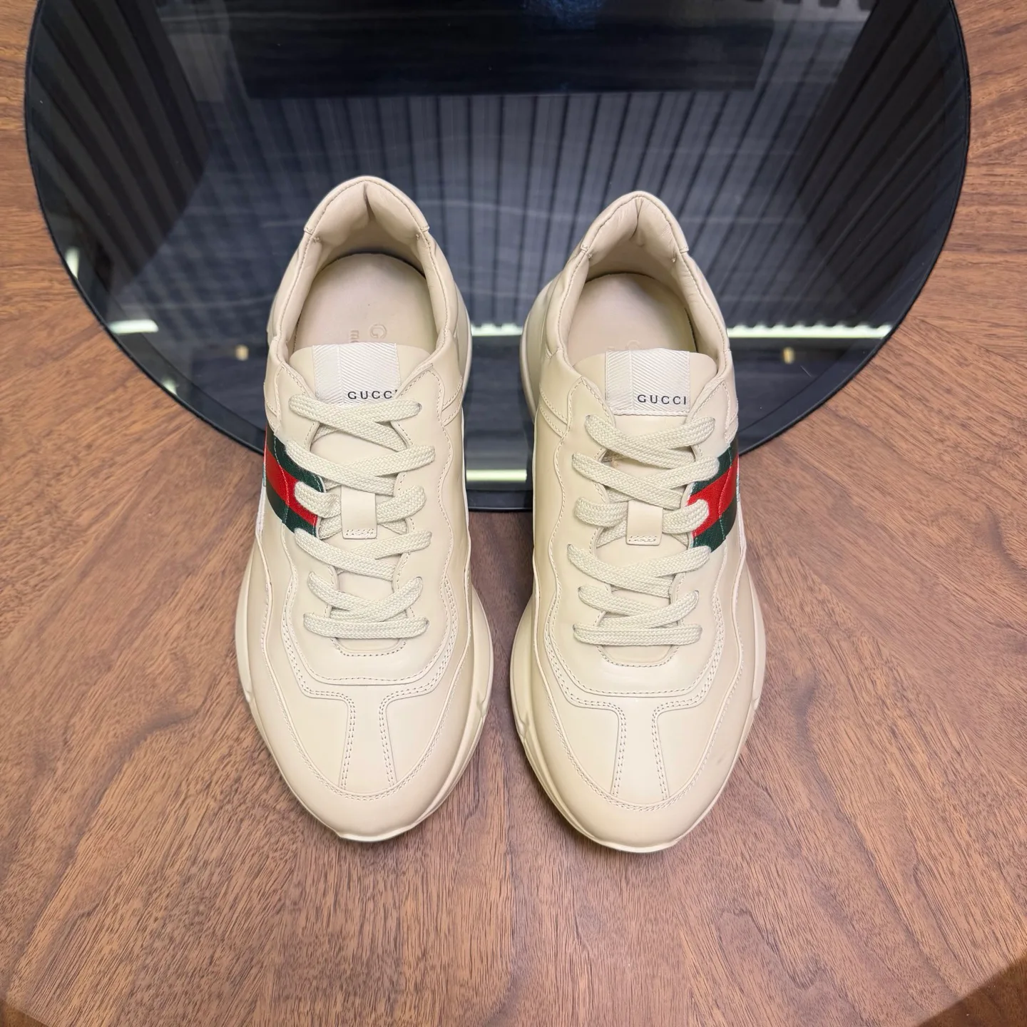 Кроссовки Женские Gucci 19545918