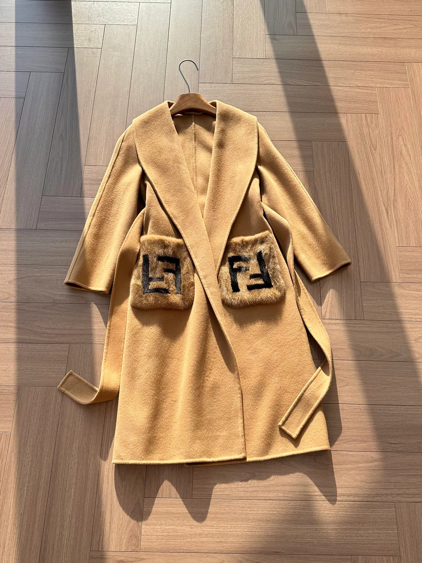 Пальто Женские Fendi 1461346