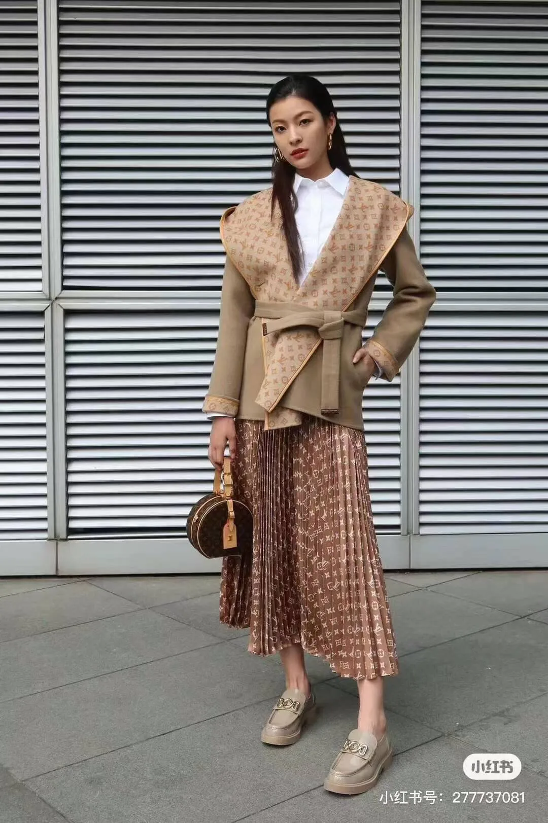 Пальто Женские Louis Vuitton 669745