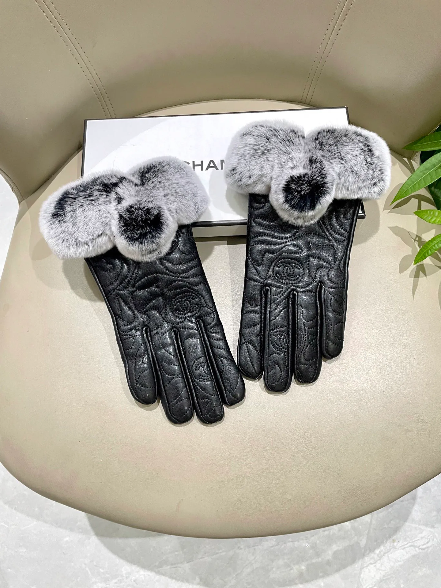 Перчатки Chanel 785717