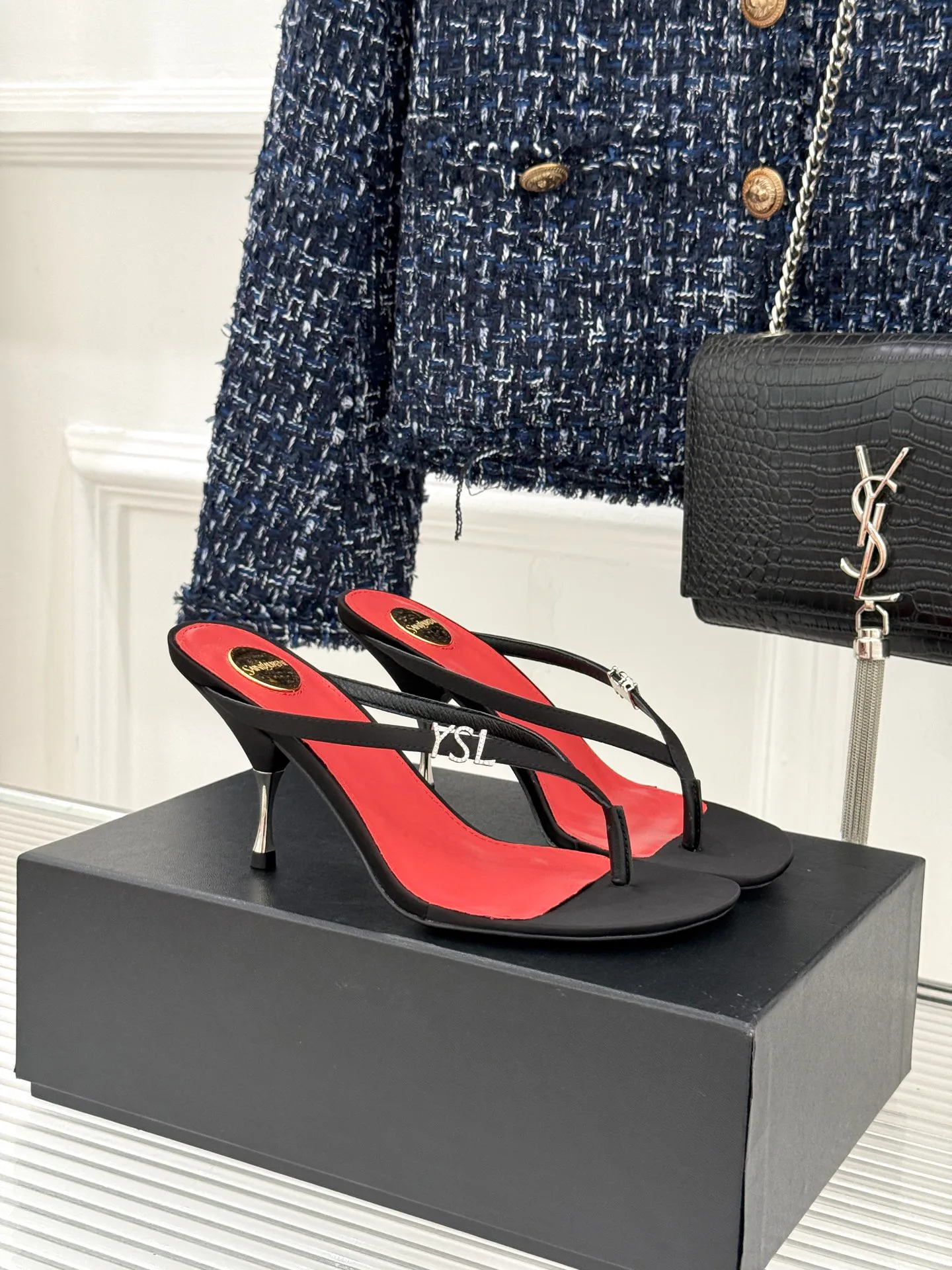 Сандалии Женские Saint Laurent 11886584