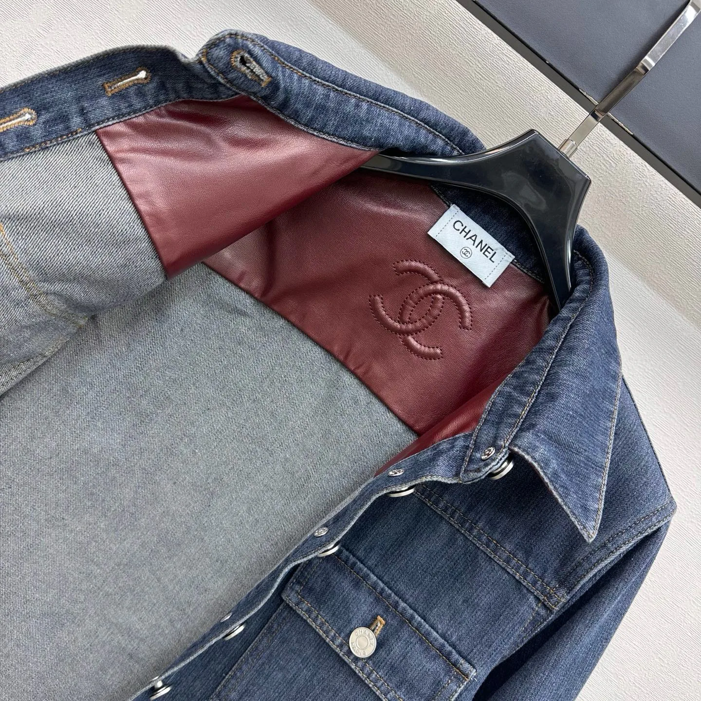 Рубашки Женские Chanel 18167359