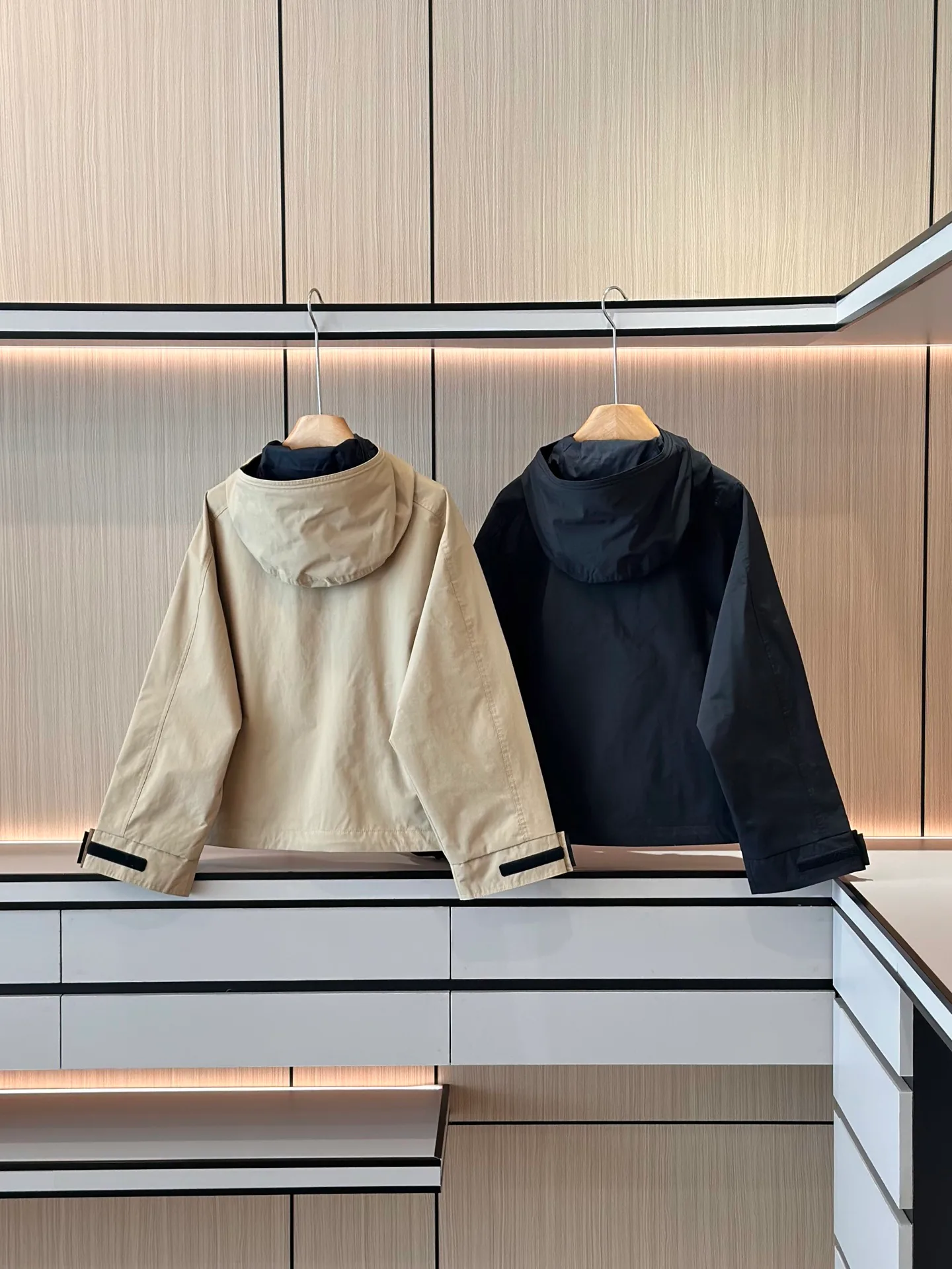 Куртки И Пуховики Женские Canada Goose 18706913