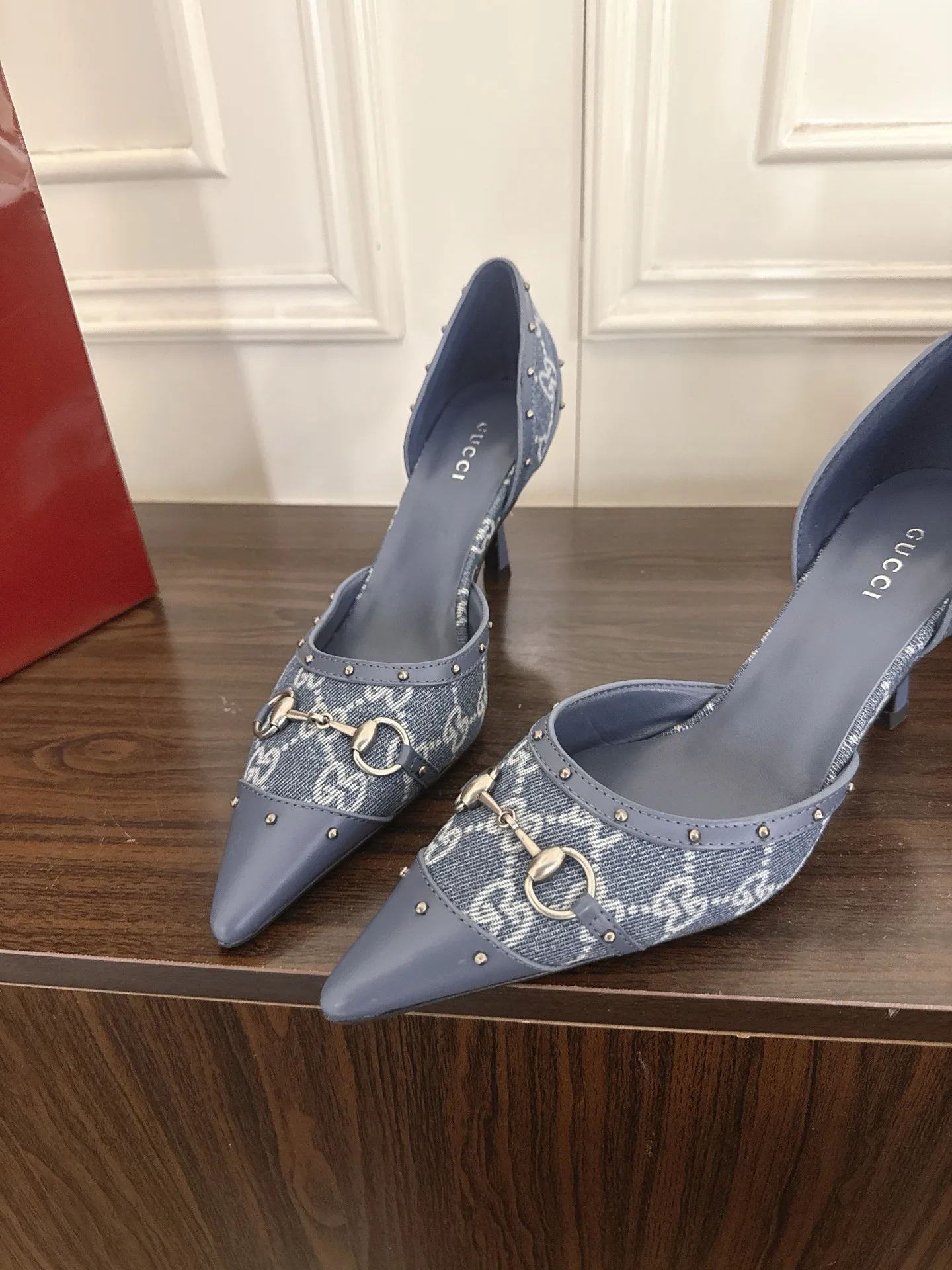 Туфли Женские Gucci 18135588