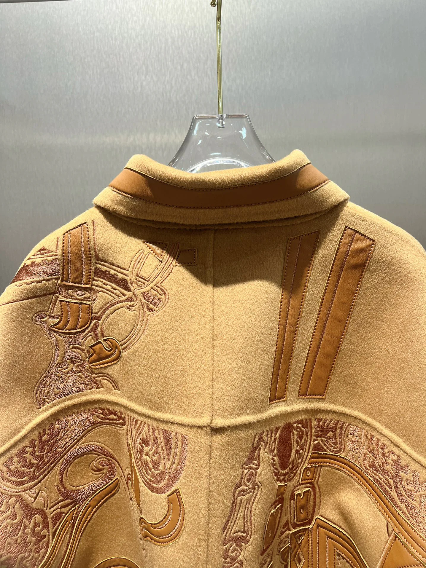 Куртки И Пуховики Женские Hermes 1757150