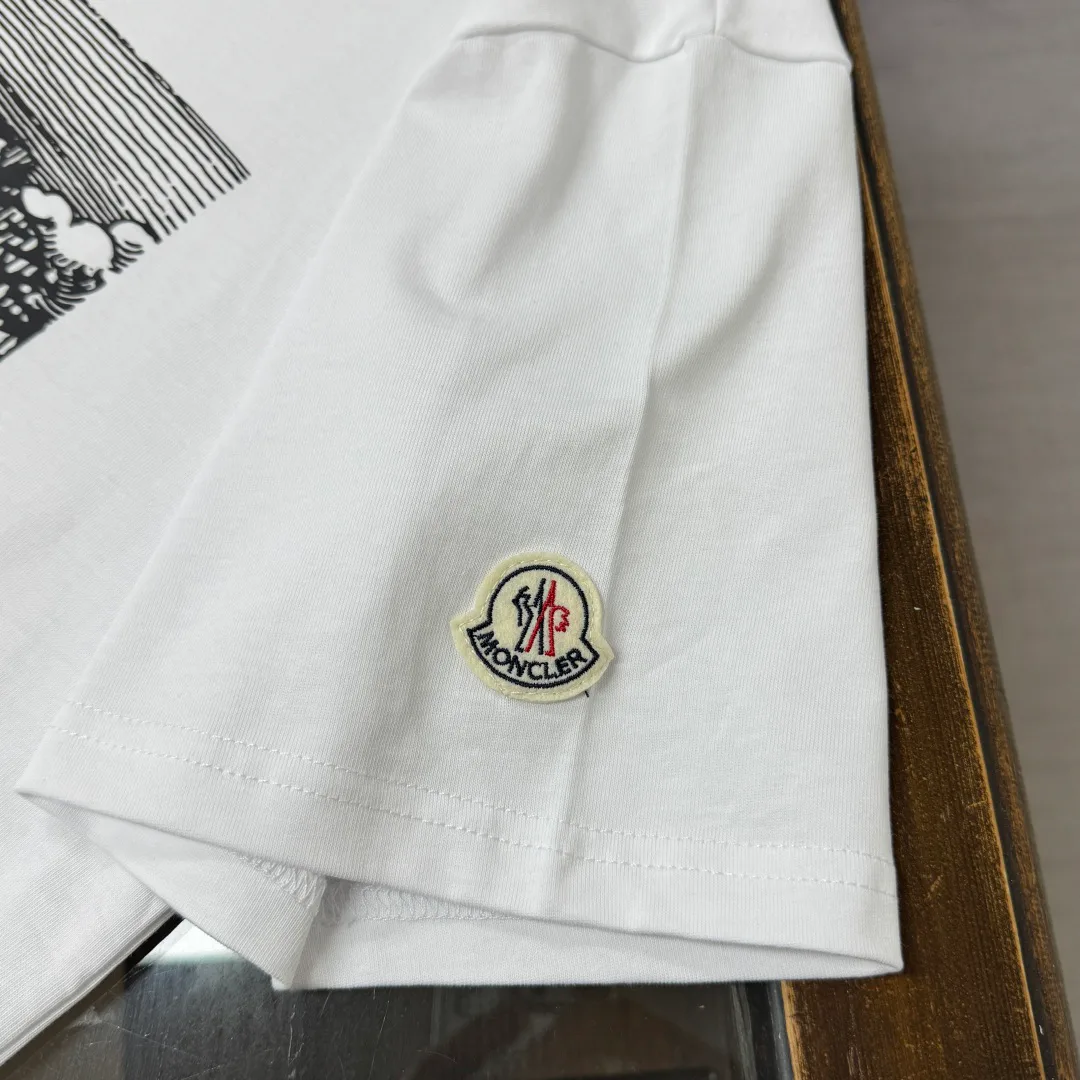 Футболки Женские Moncler 10292193