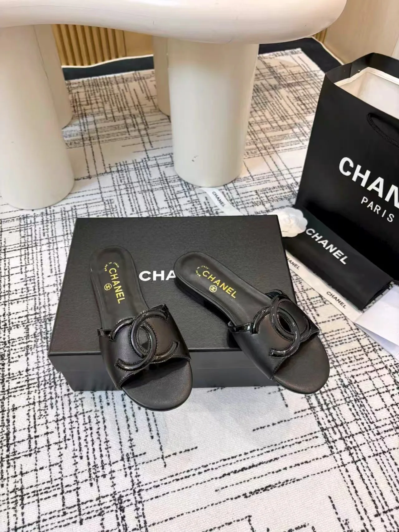 Шлепанцы Женские Chanel 11709140