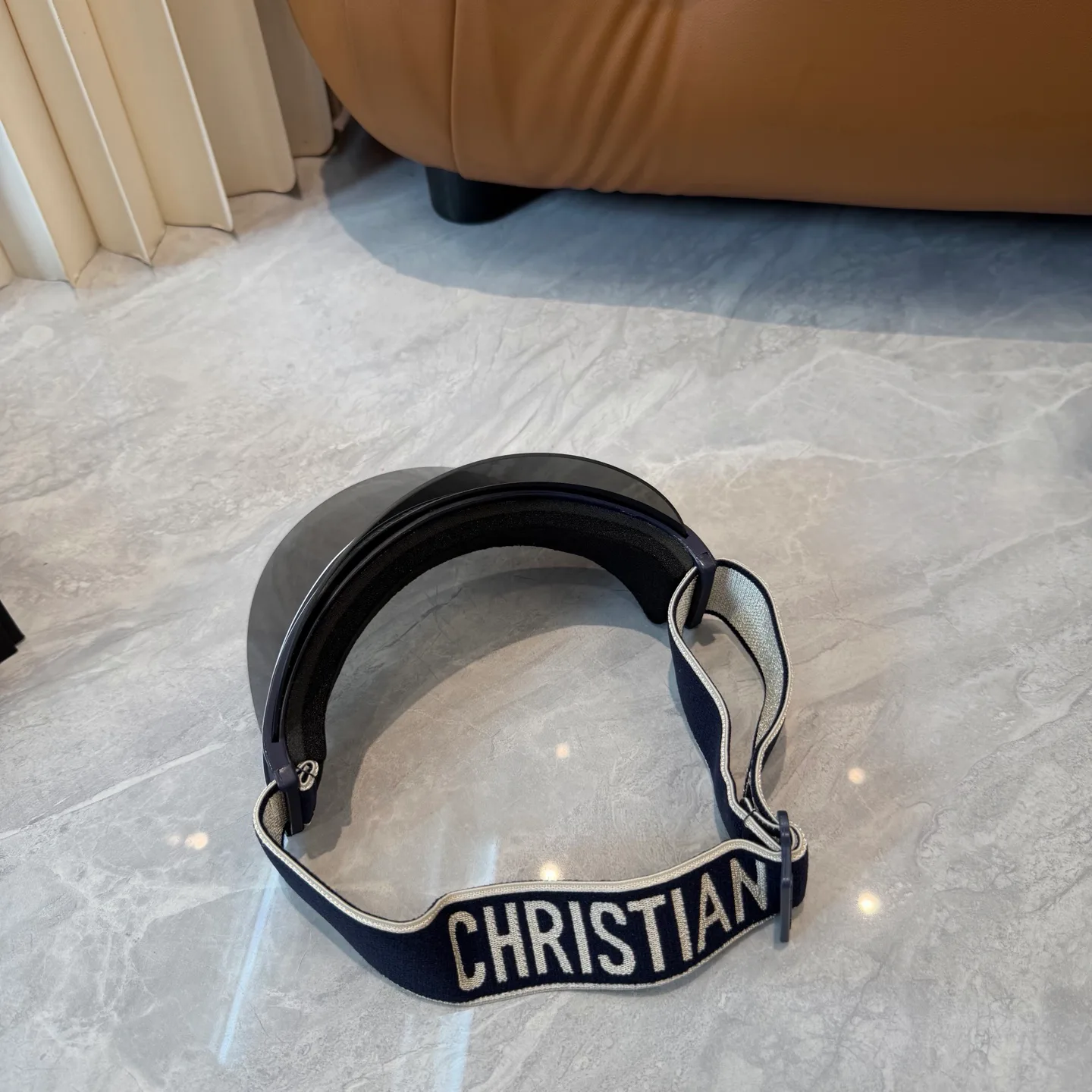 Головные Уборы Christian Dior 13294394
