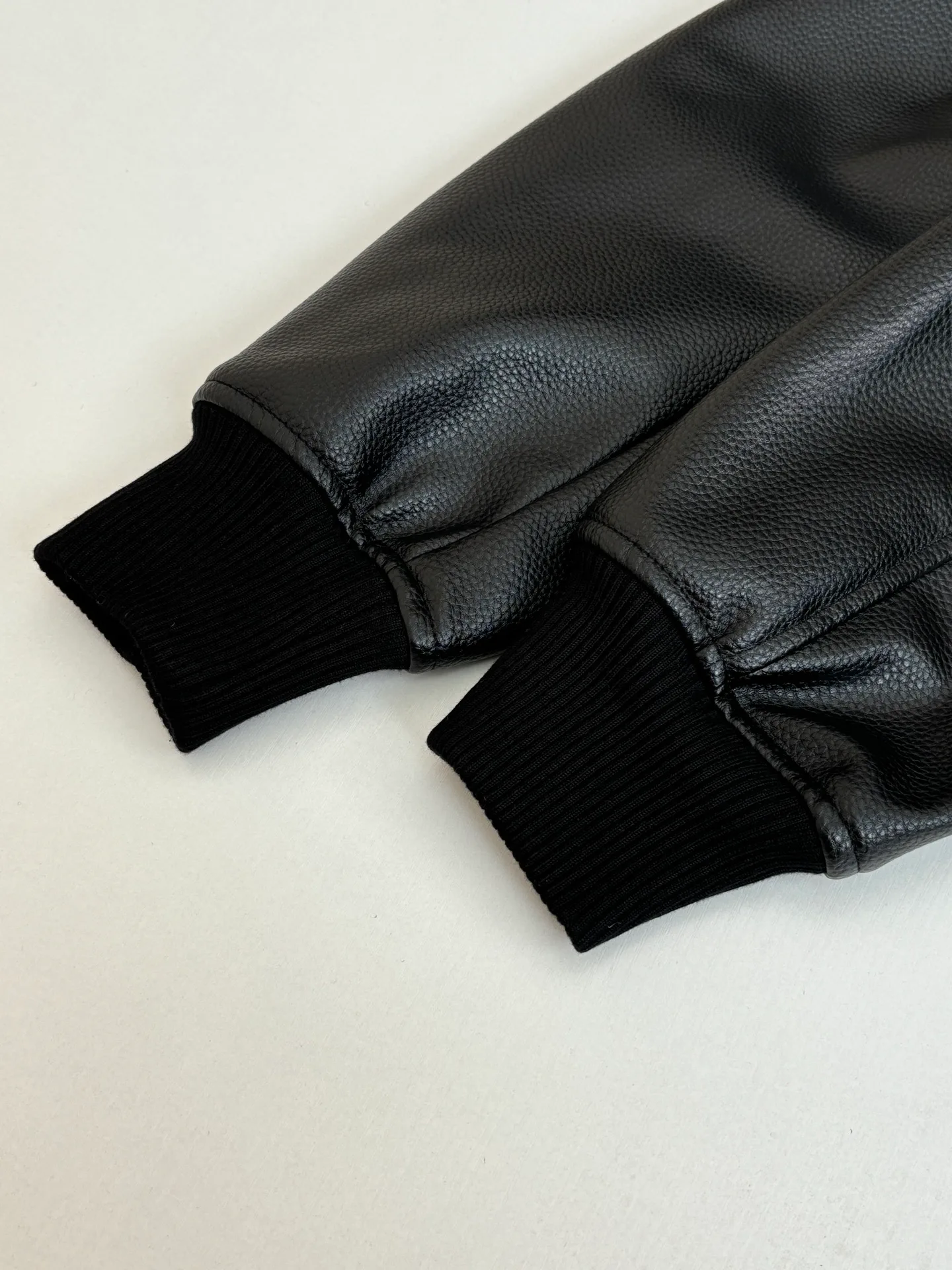 Куртки И Пуховики Мужские Louis Vuitton 514977