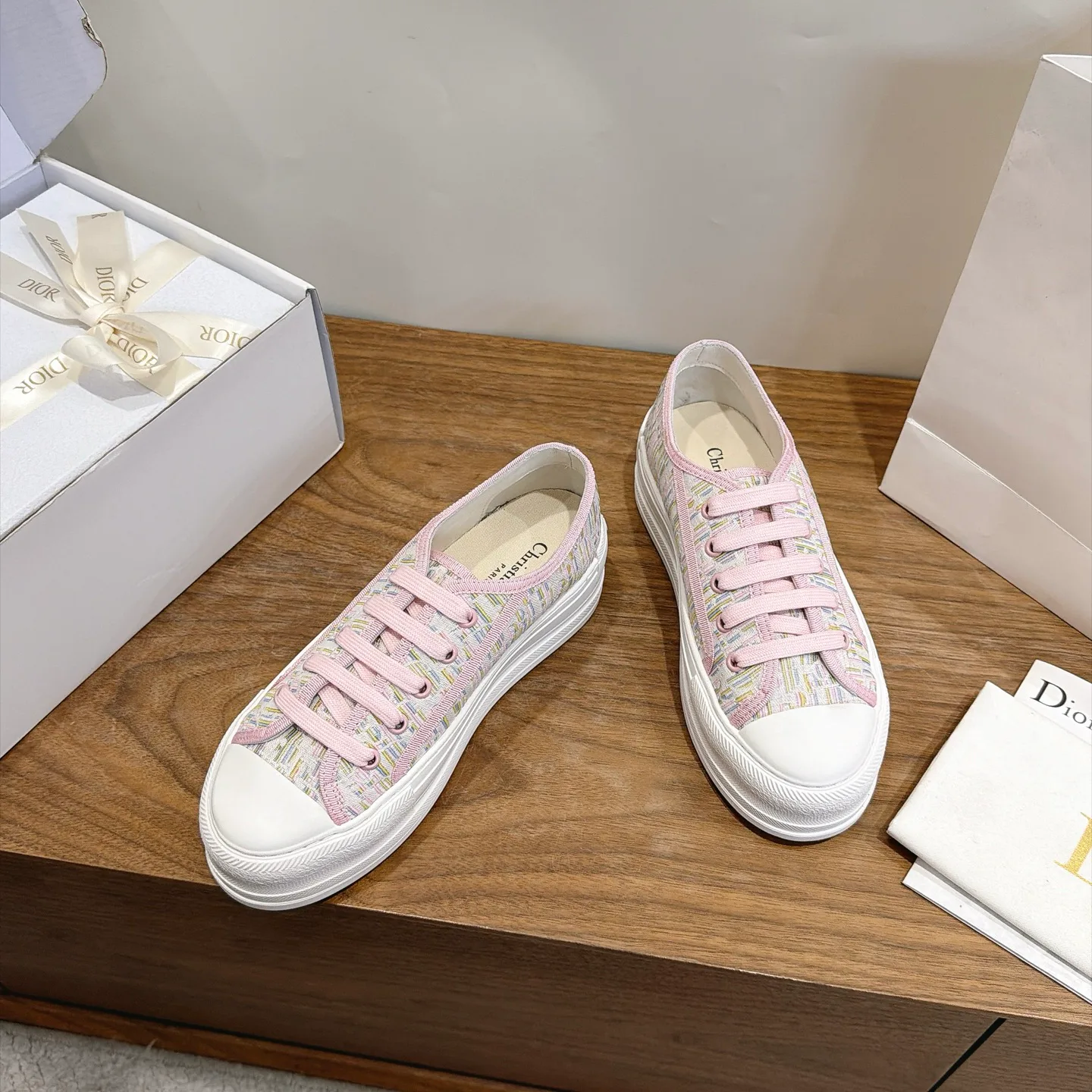 Кроссовки Женские Christian Dior 18034456