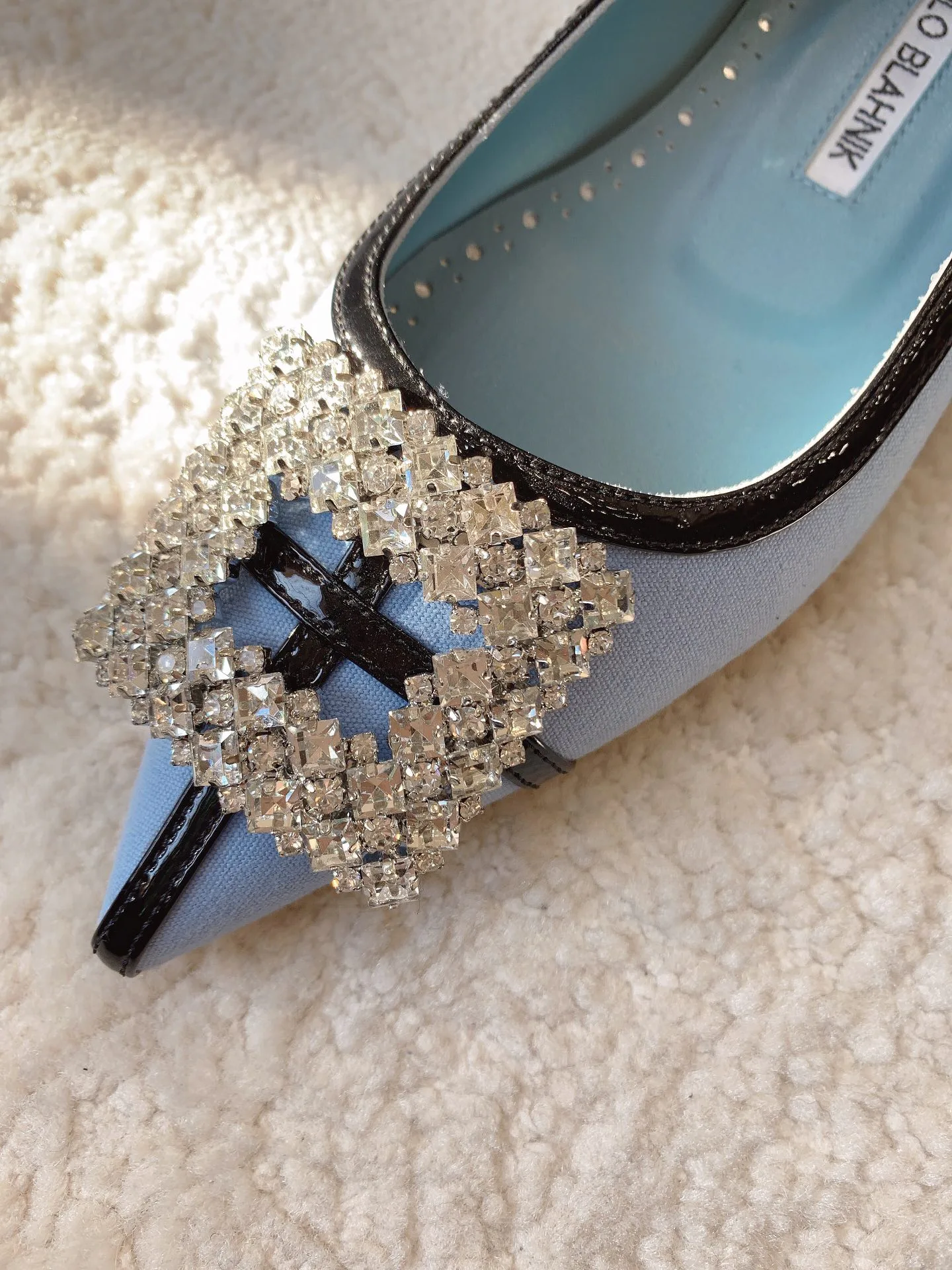 Туфли Женские Manolo Blahnik 18698279