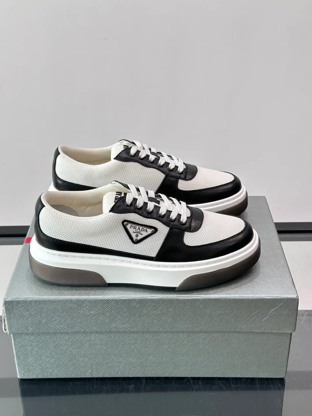 Кроссовки Мужские Prada 17913726