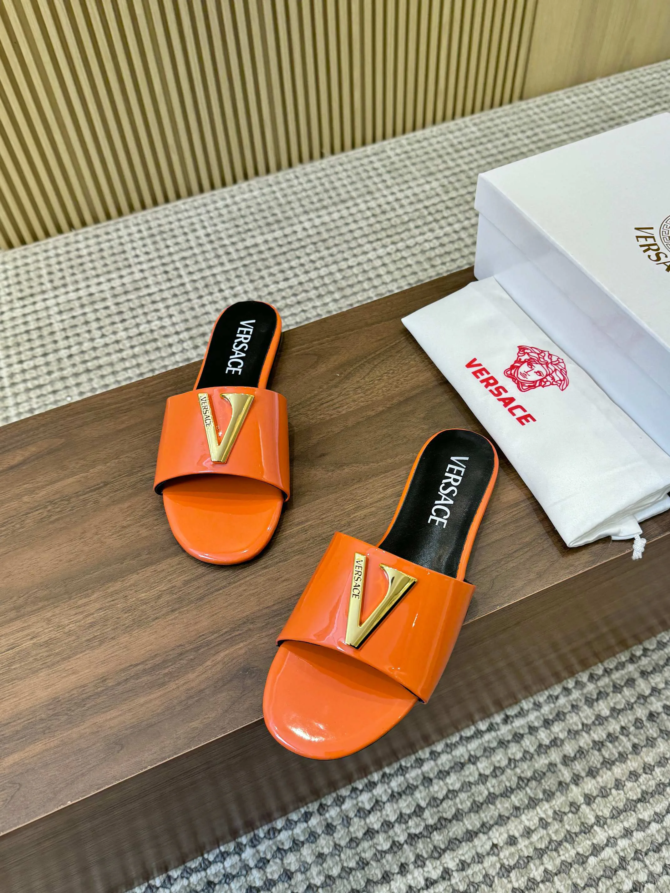 Сандалии Женские Versace 11705803