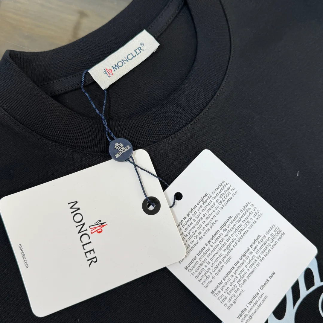 Футболки Женские Moncler 10201151