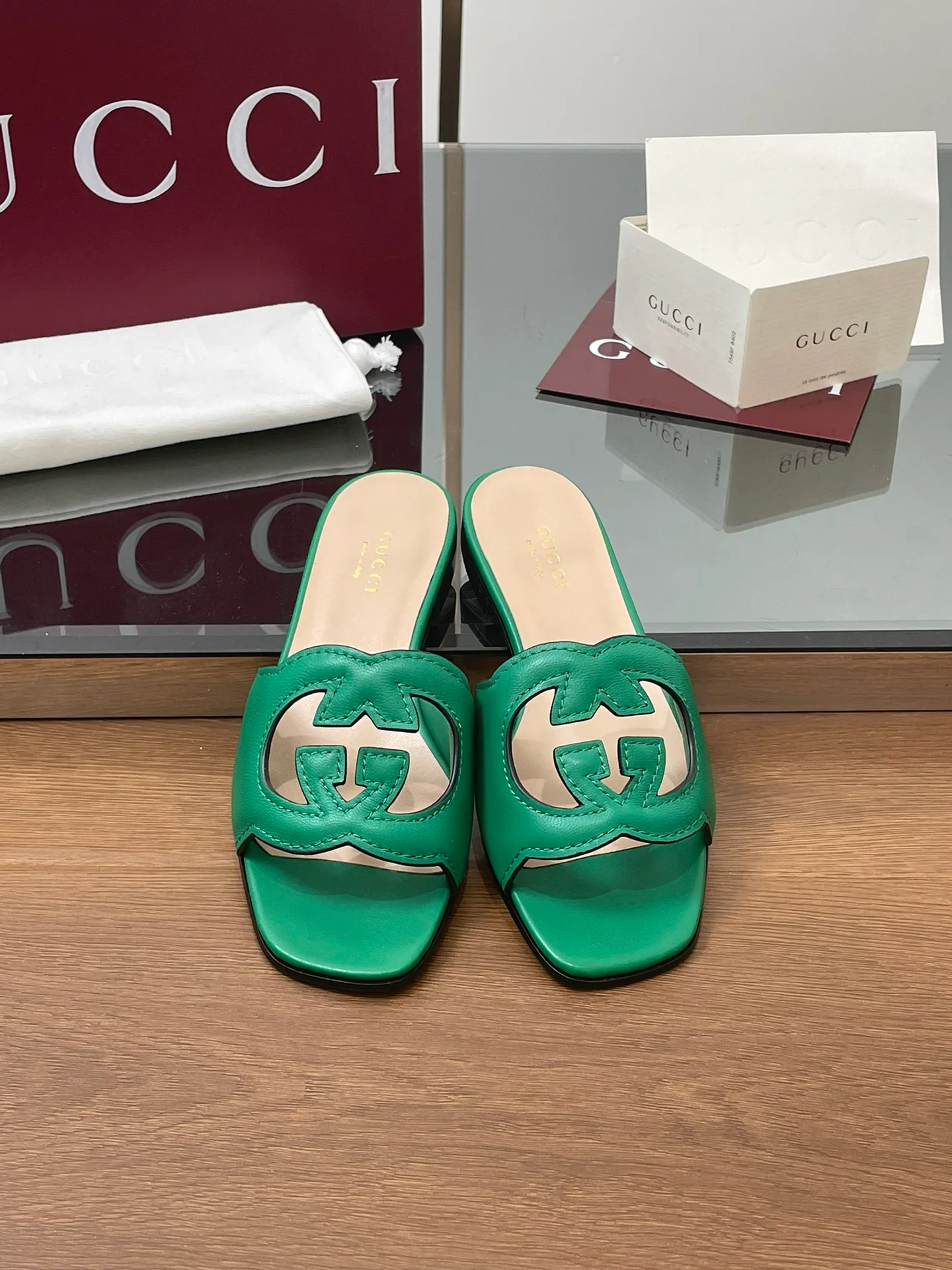 Шлепанцы Женские Gucci 34958