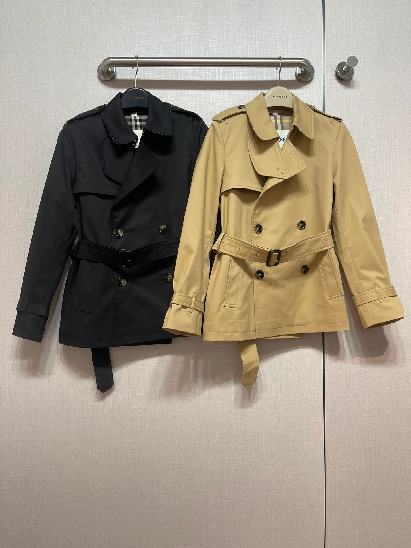 Куртки Женские Burberry Куртки Женские Burberry