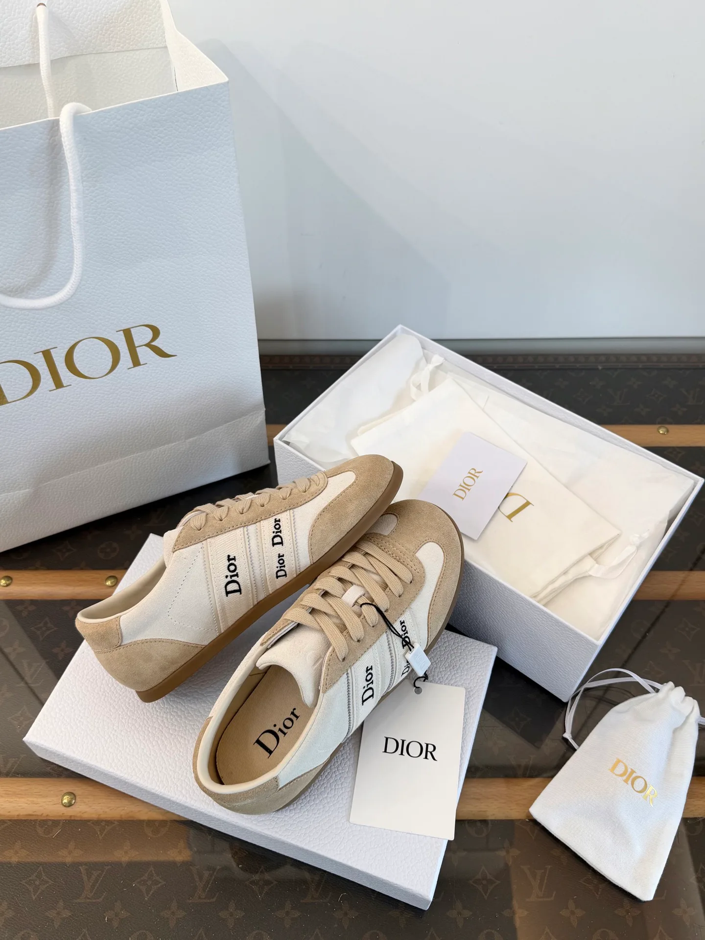 Кроссовки Женские Christian Dior 14180636