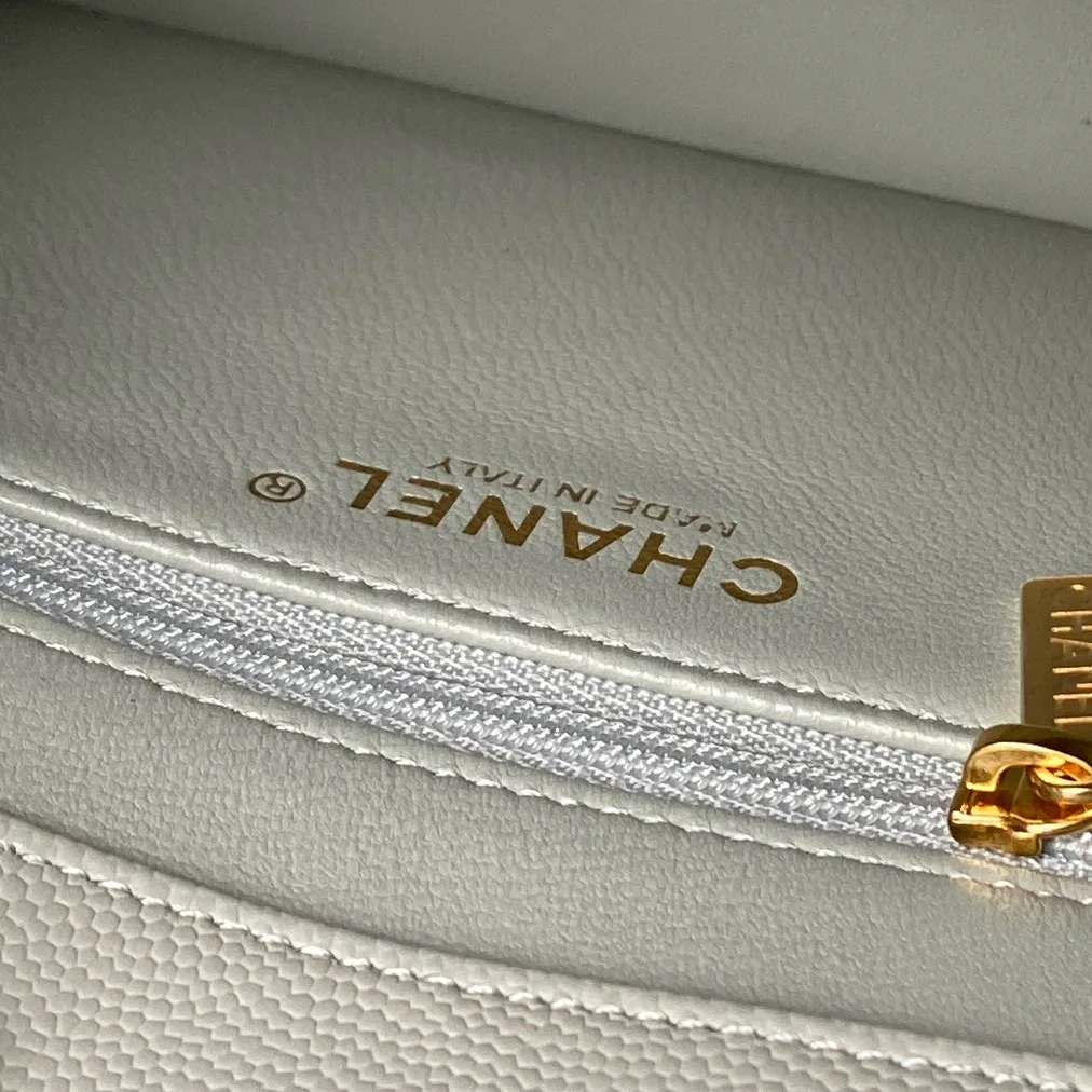 Классические Сумки Женские Chanel 18207707
