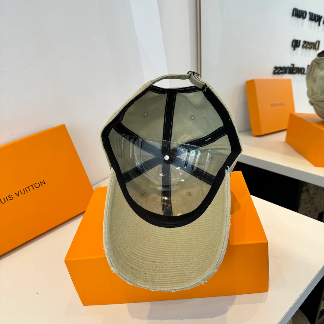 Головные Уборы Louis Vuitton 12662018