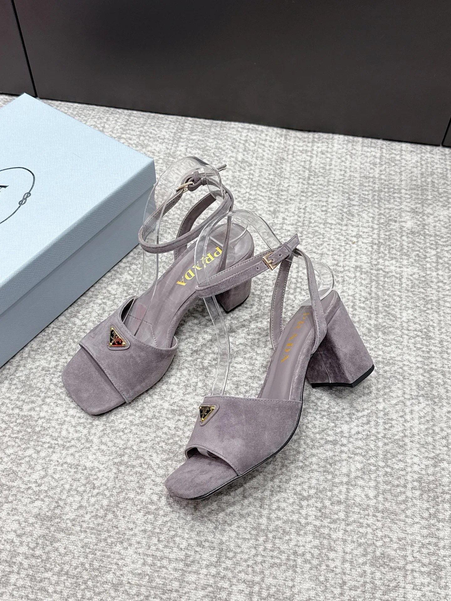 Туфли Женские Prada 7184794