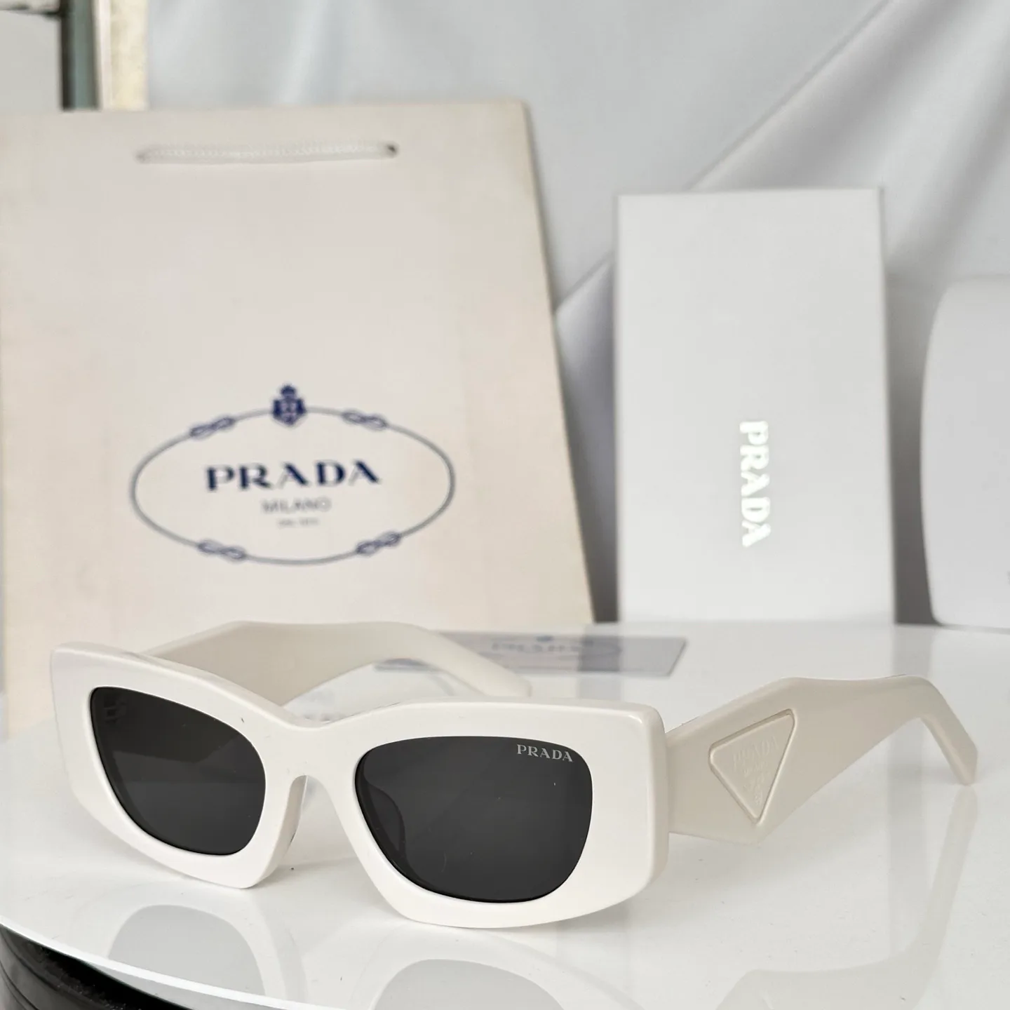 Очки Prada 17633230