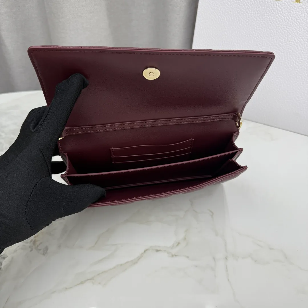 Классические Сумки Женские Christian Dior 12594759