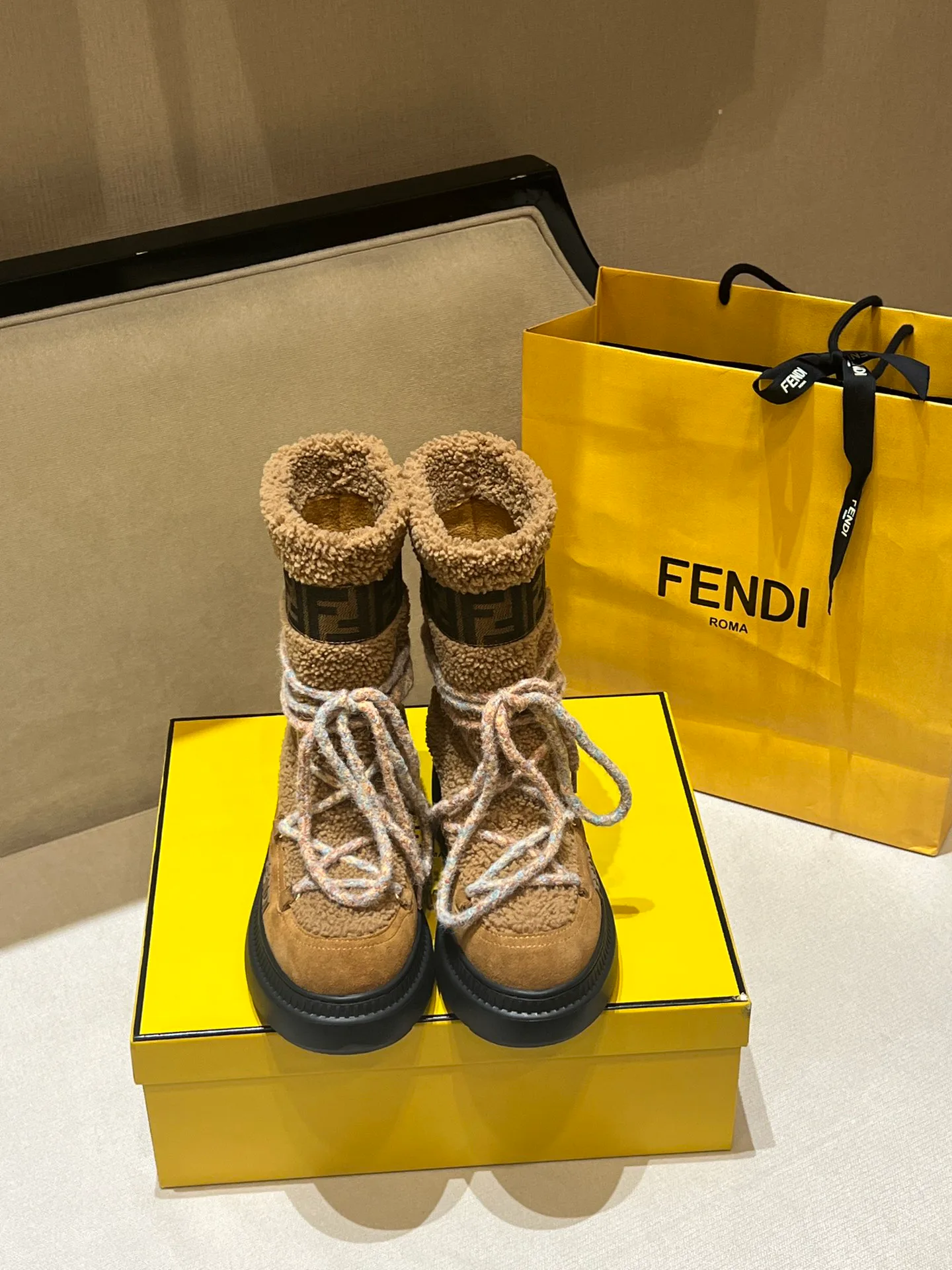 Угги Женские Fendi 1408716