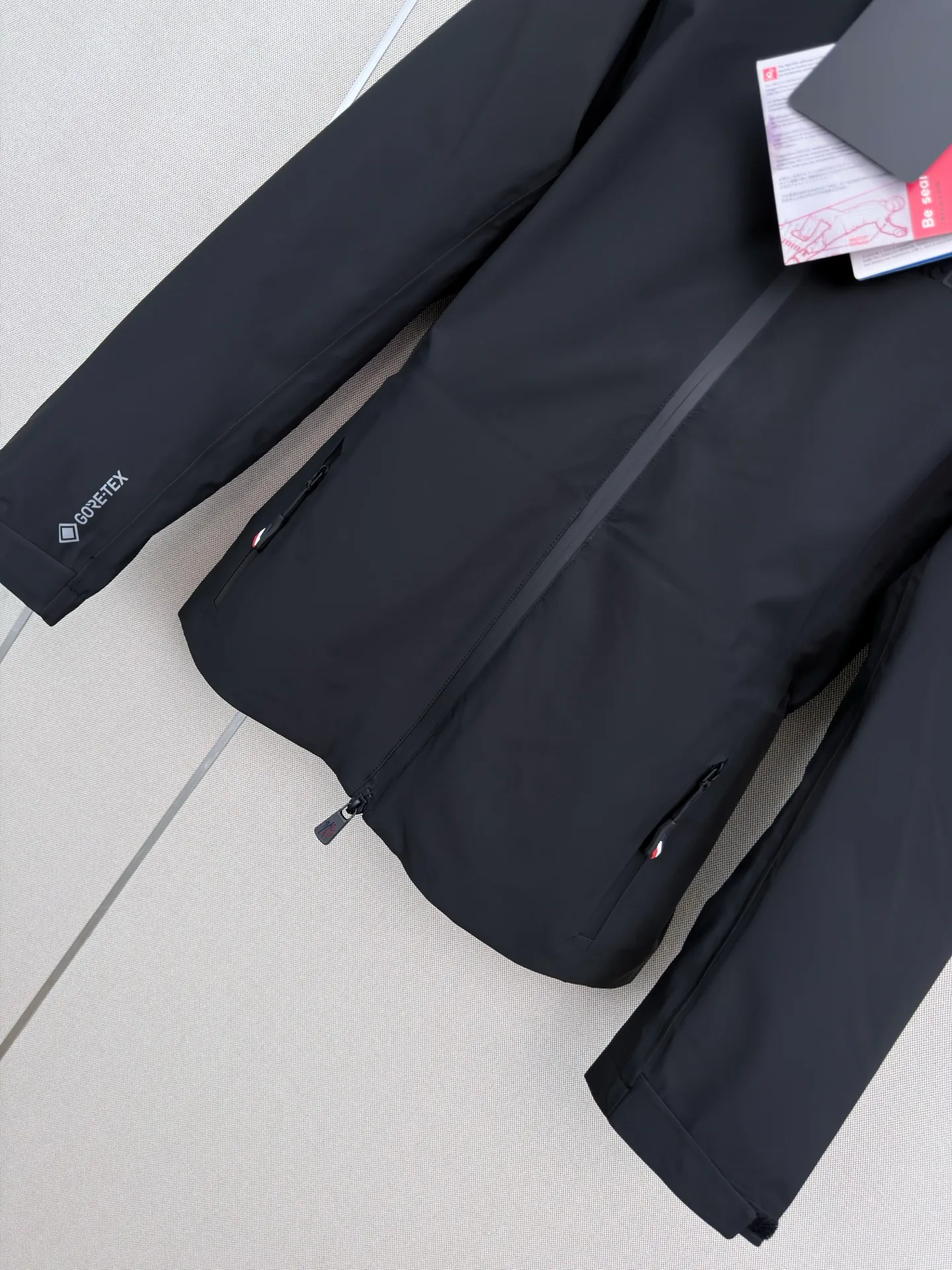 Куртки И Пуховики Женские Moncler 18501657