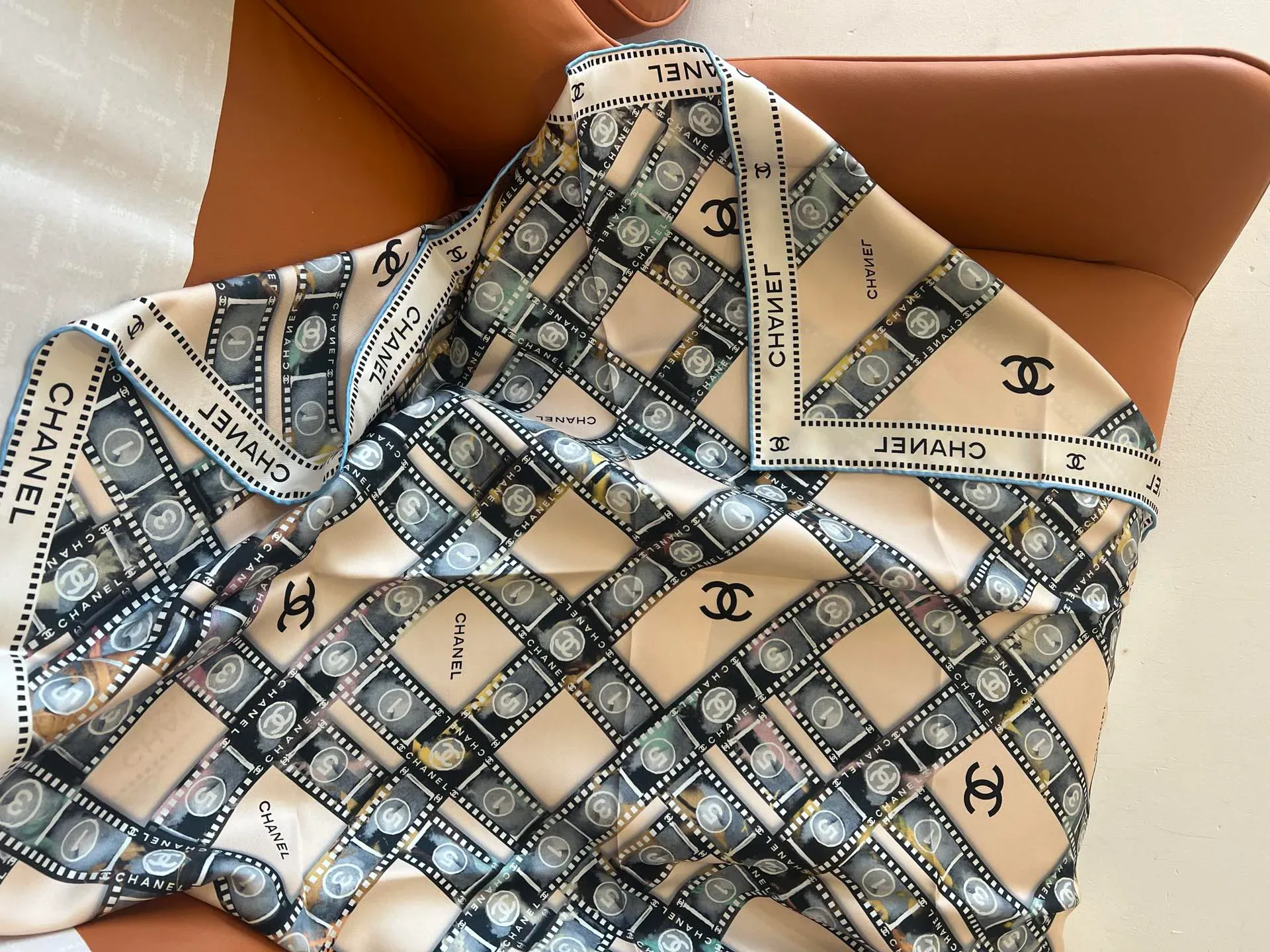 Шарфы Chanel 12056