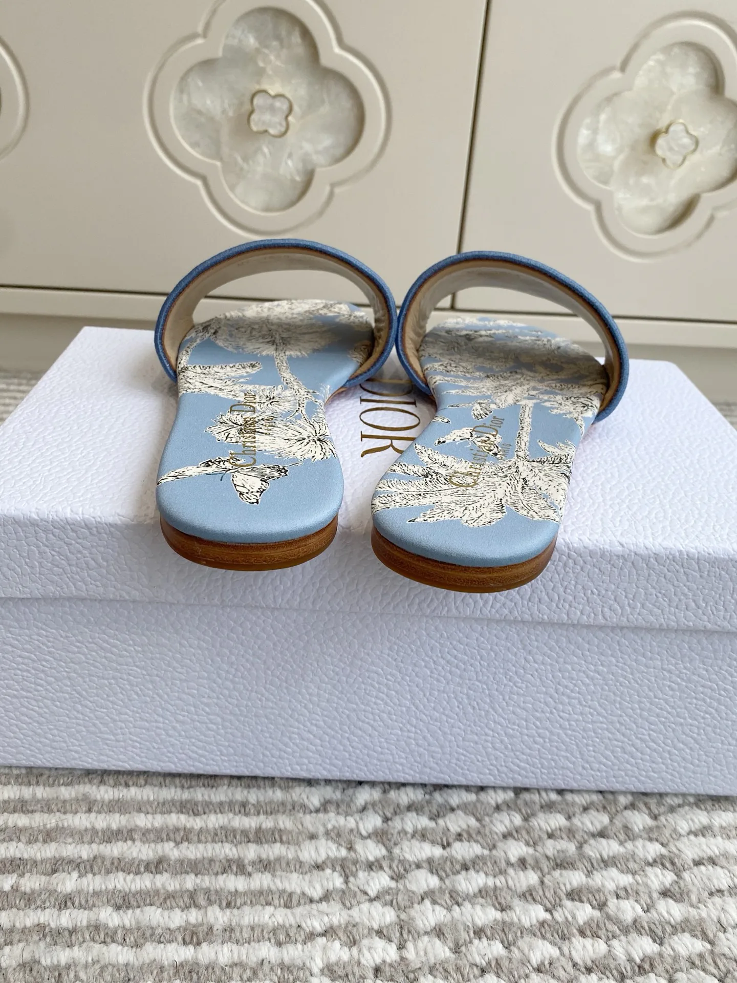 Шлепанцы Женские Christian Dior 11777570