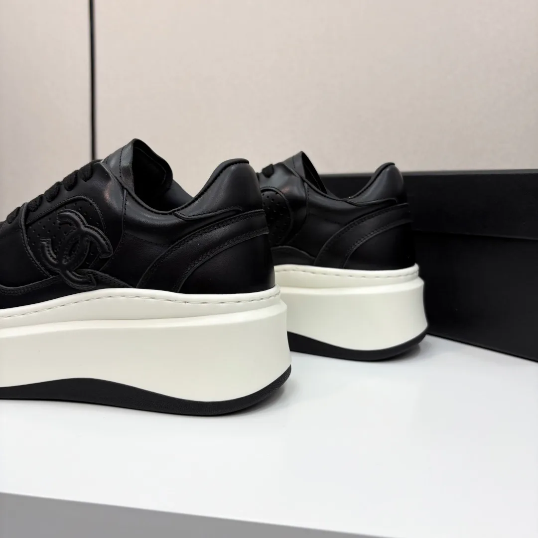 Кроссовки Женские Chanel 4502656