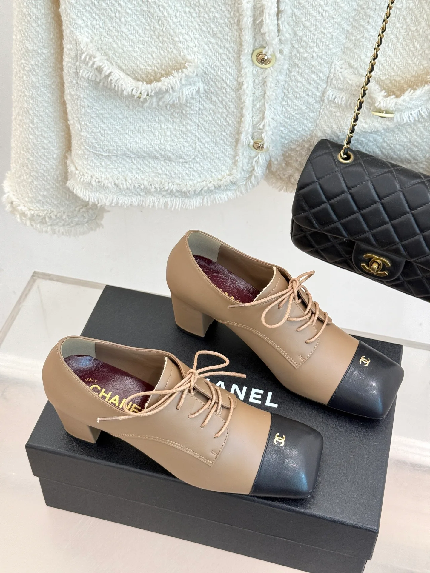 Туфли Женские Chanel 17480806