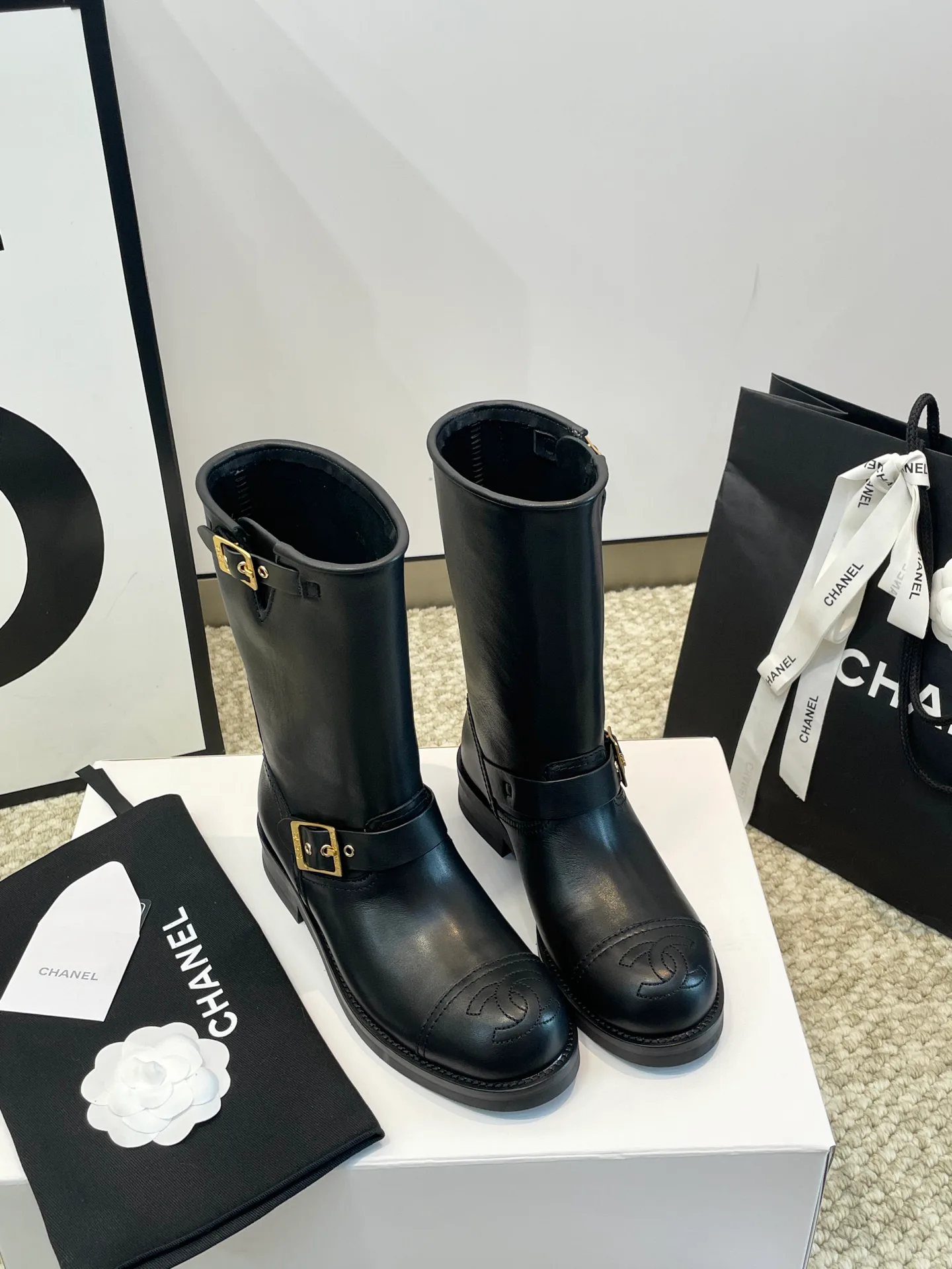 Сапоги Женские Chanel 18554403