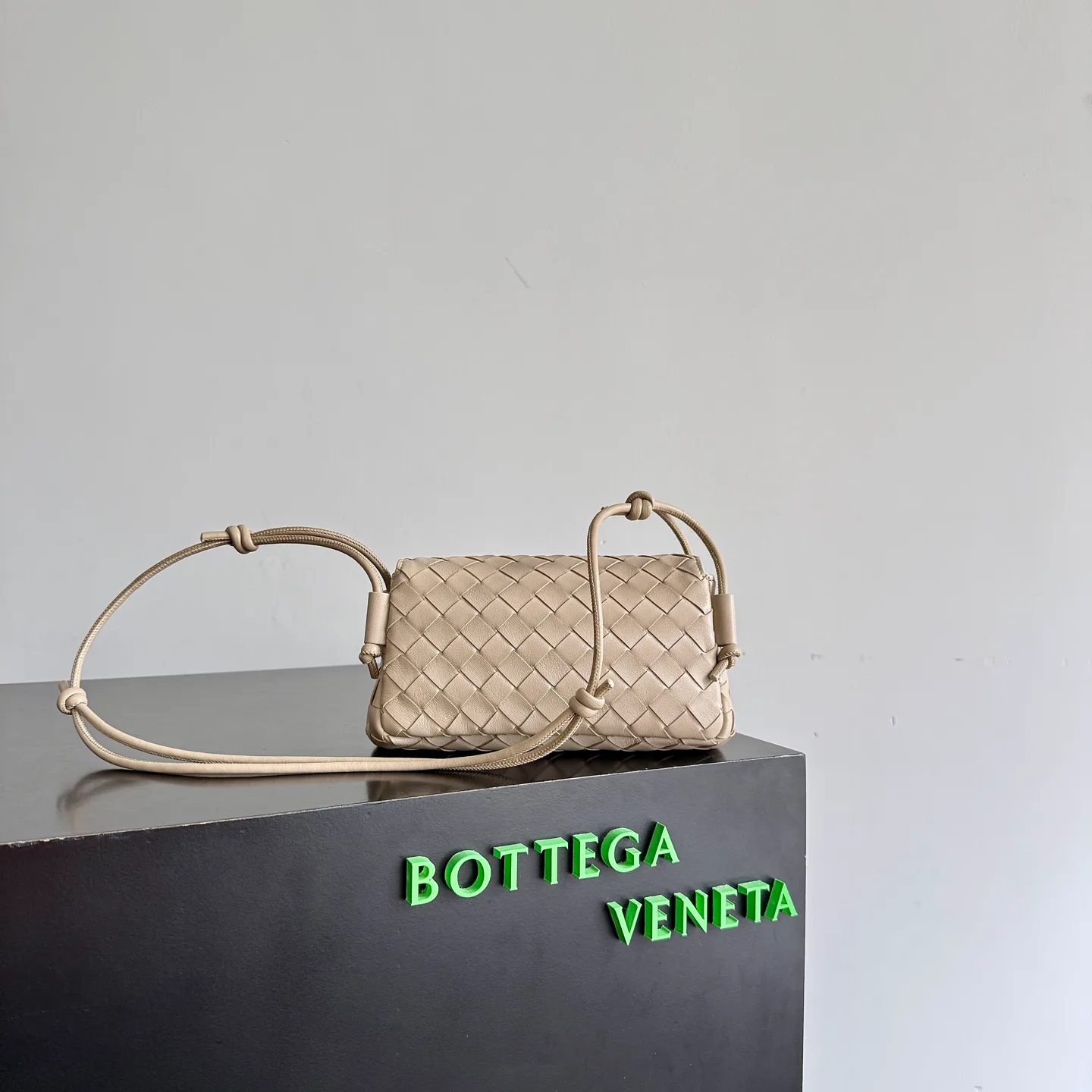 Клатчи Женские Bottega Veneta 15200623