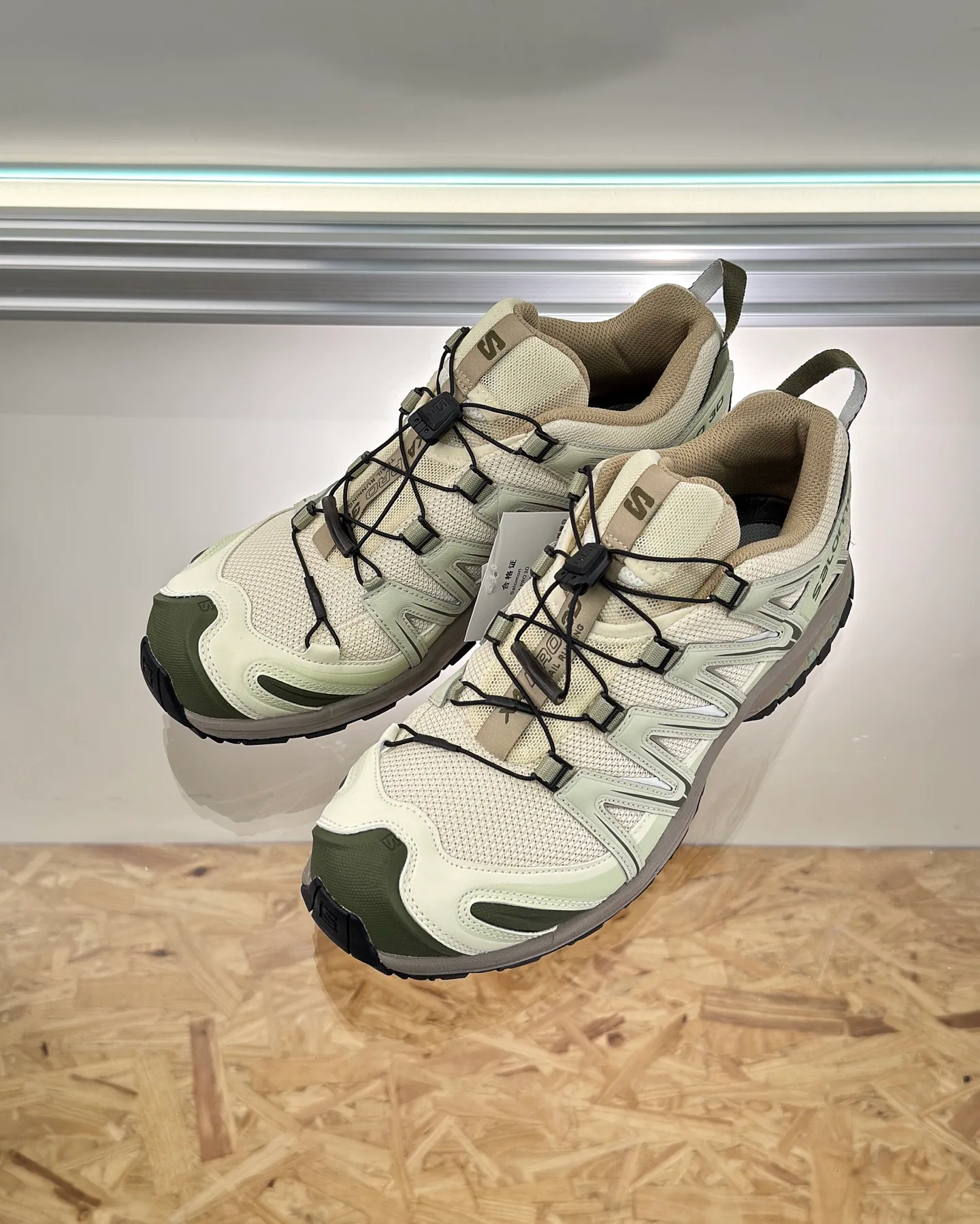 Кроссовки Женские Salomon 17964235