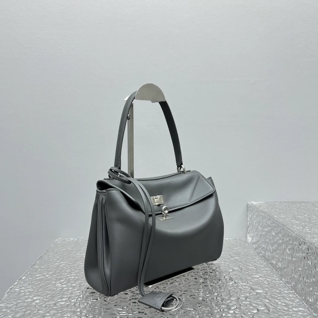 Классические Сумки Женские Balenciaga 11524775