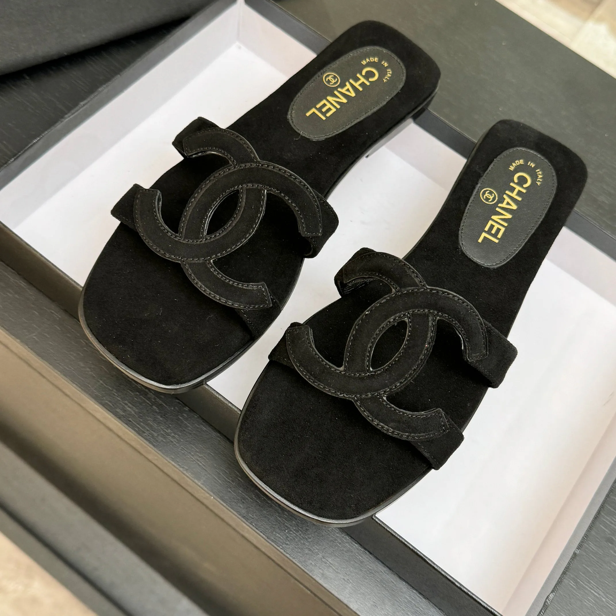 Сандалии Женские Chanel 11722359