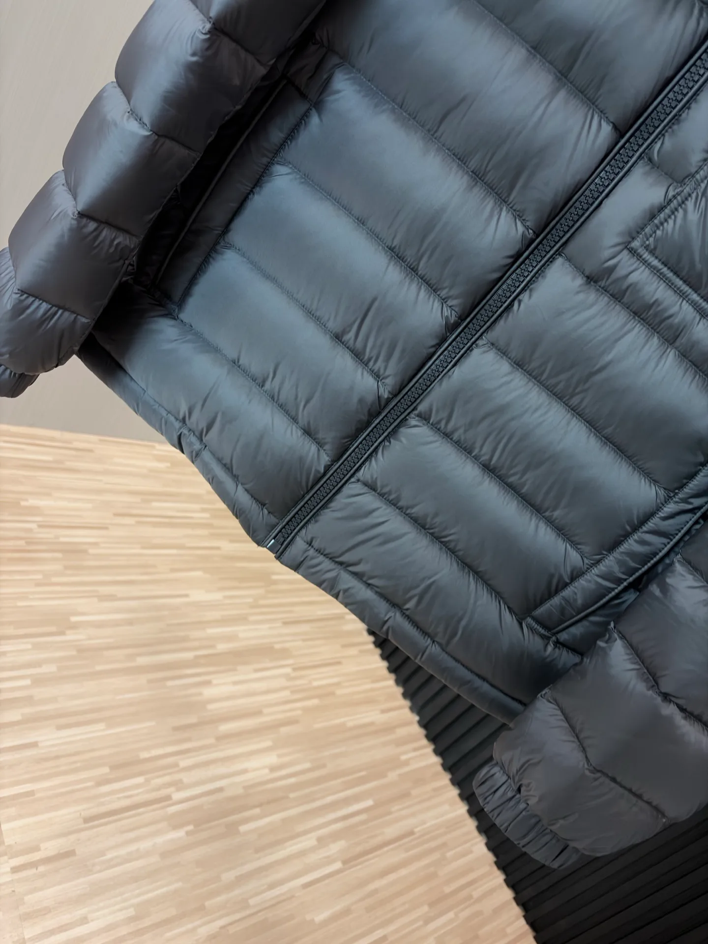 Куртки И Пуховики Женские Moncler 18391740