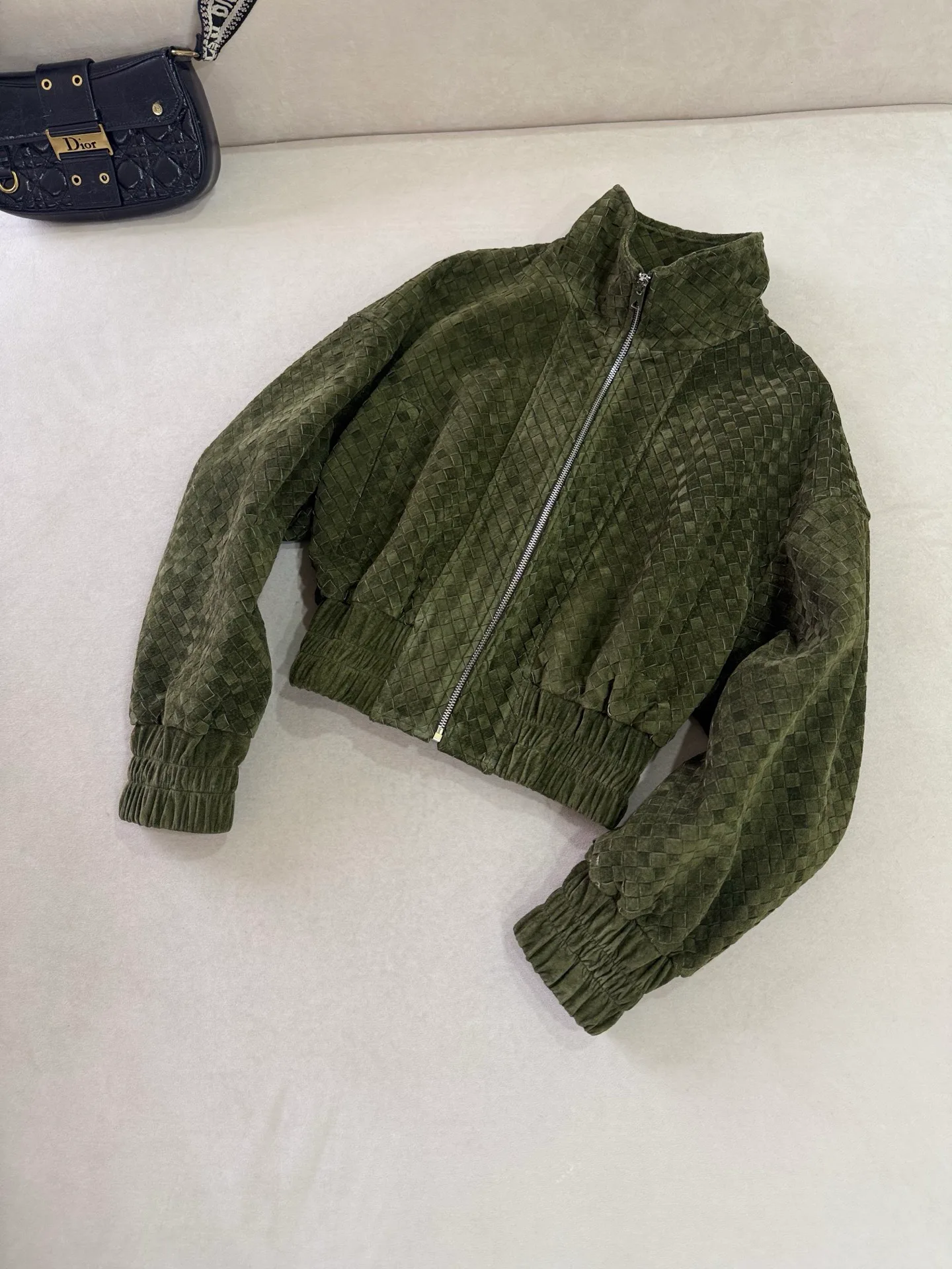 Кожаные Куртки И Дублёнки Женские Bottega Veneta 18208777