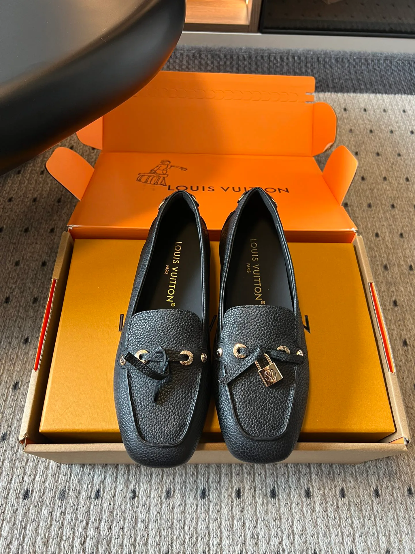 Мокасины Женские Louis Vuitton 51433