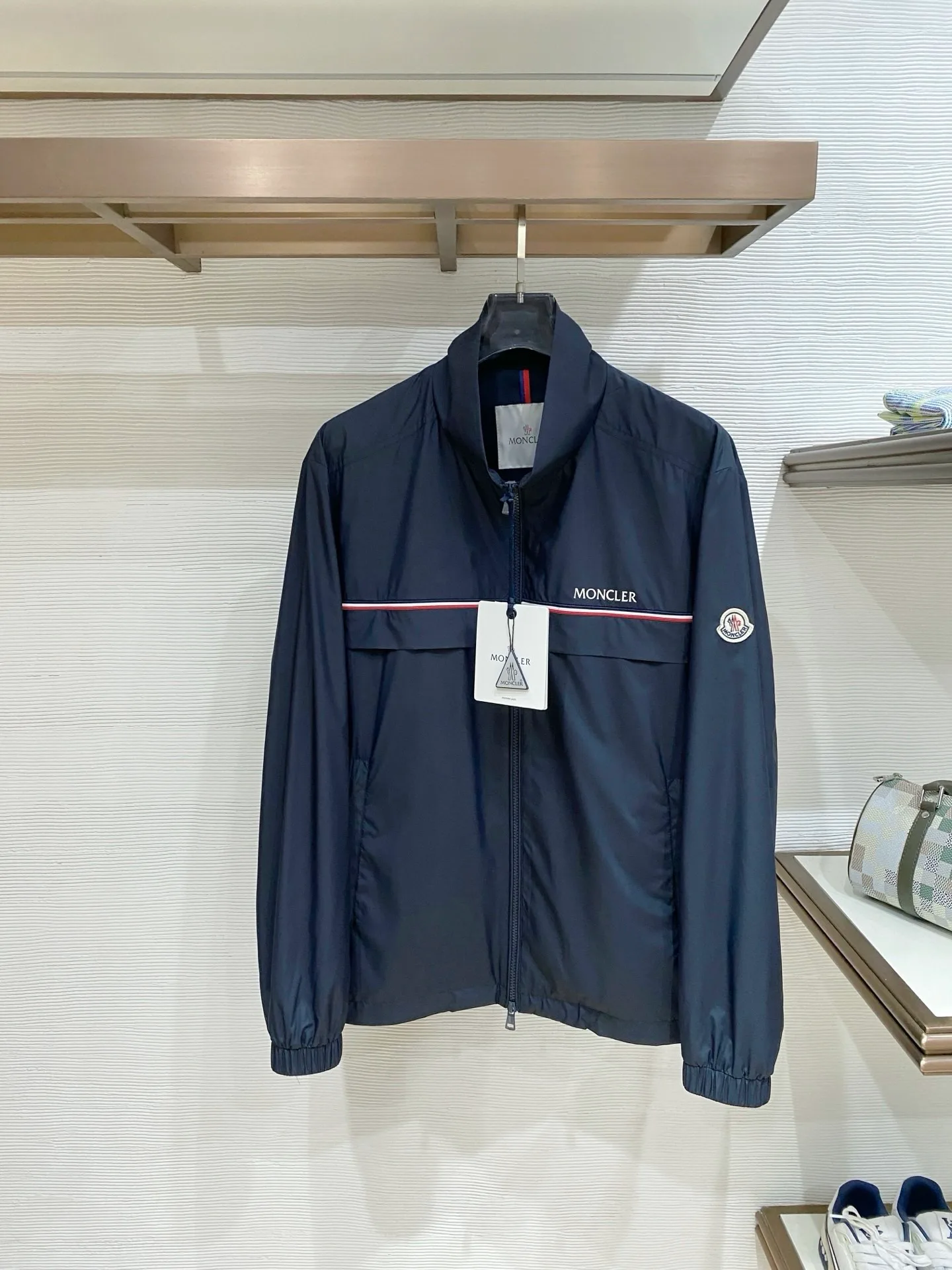 Пальто И Тренчи Мужские Moncler 11540825