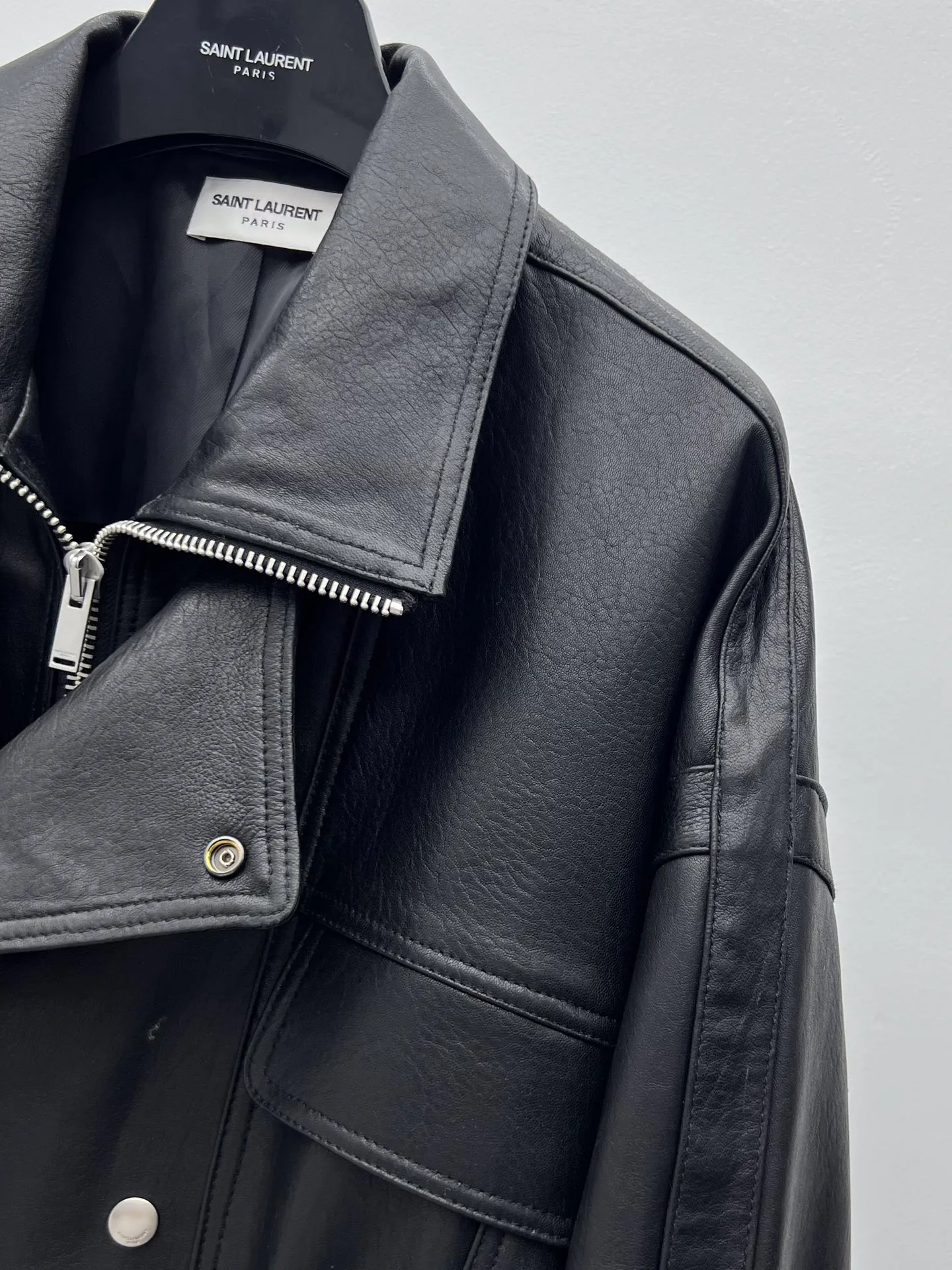 Кожаные Куртки И Дублёнки Женские Saint Laurent 17719118