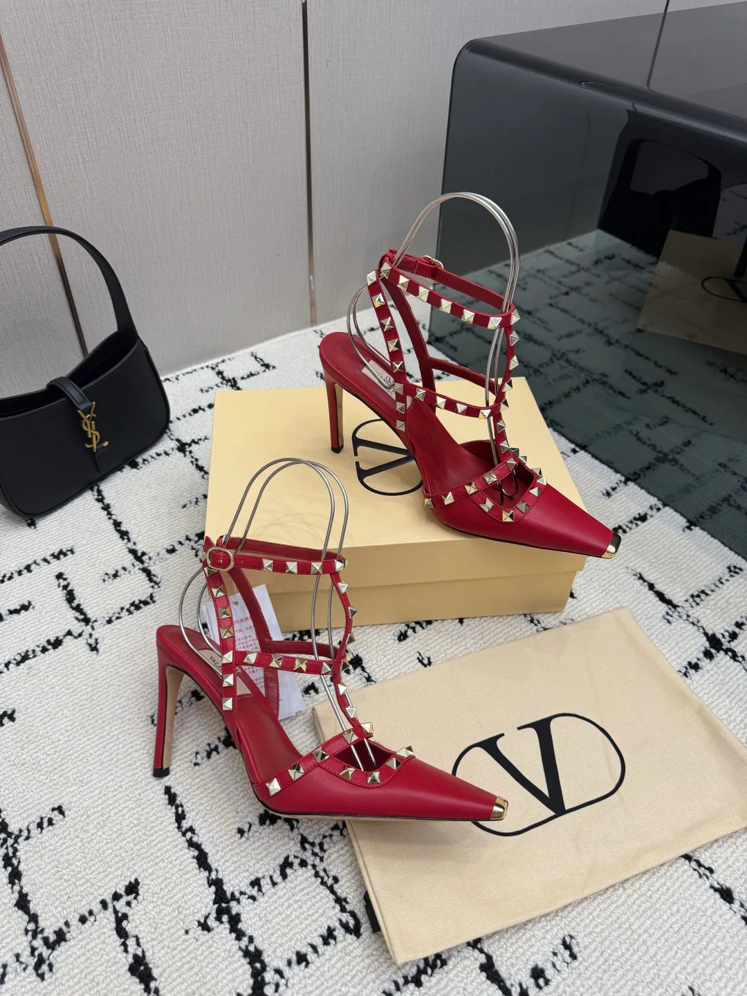 Босоножки Женские Valentino 17594491