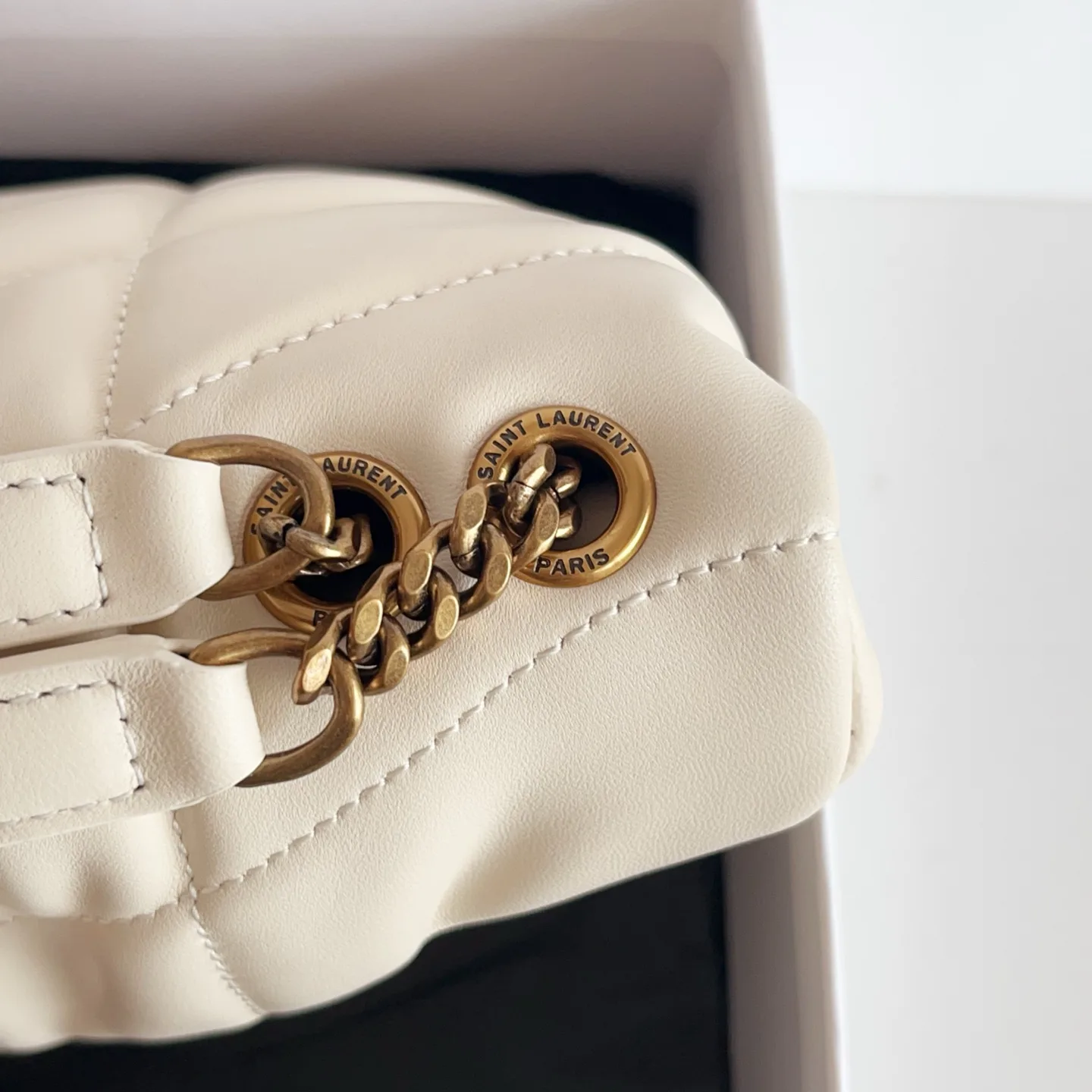 Классические Сумки Женские Saint Laurent 11886267