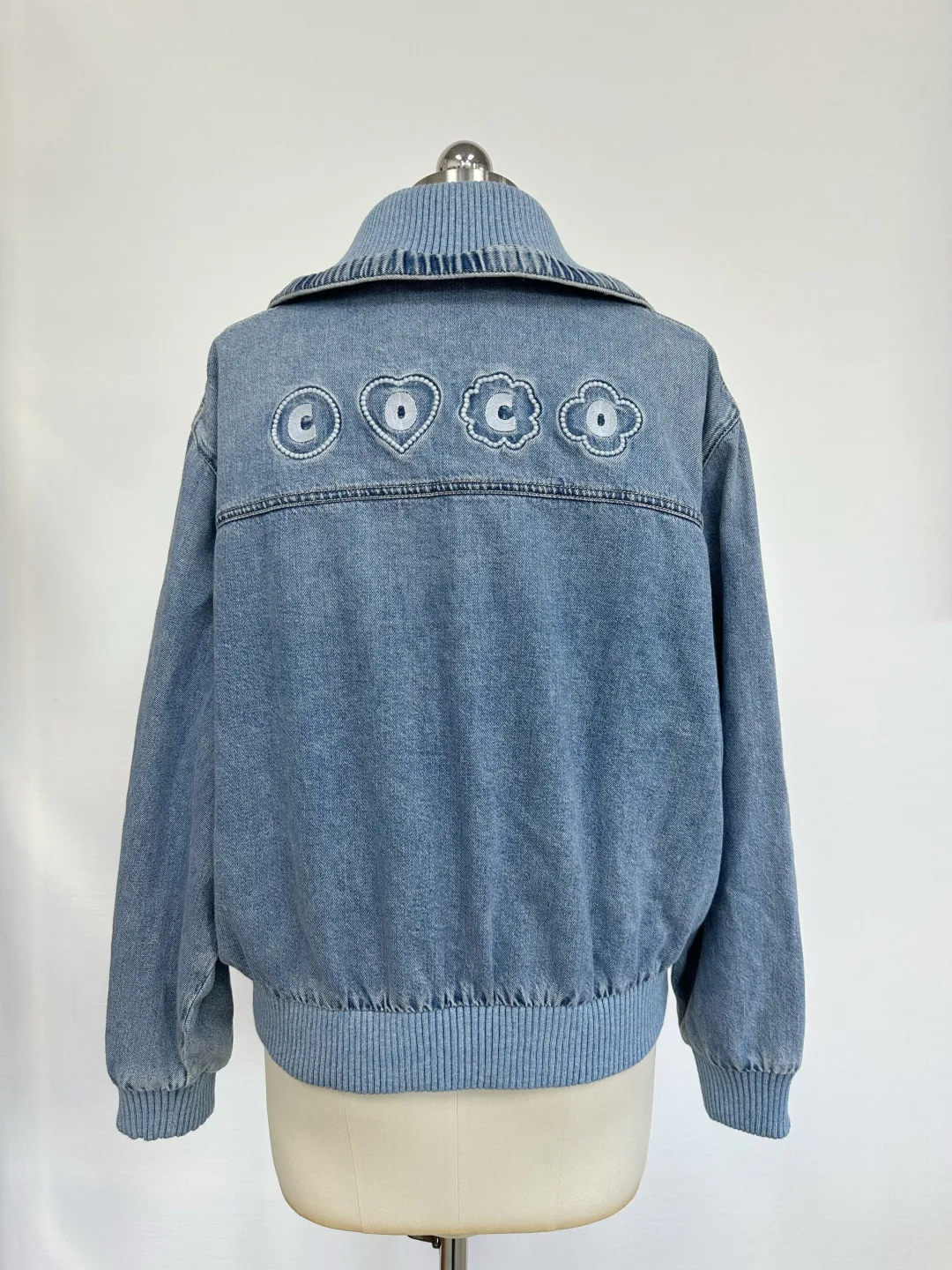 Куртки И Пуховики Женские Chanel 1283477