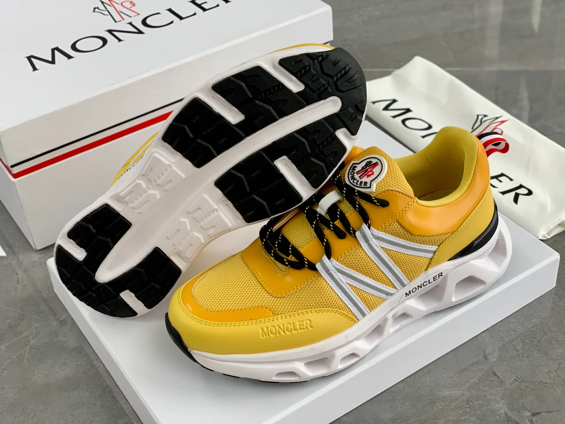 Кроссовки Мужские Moncler 19644917